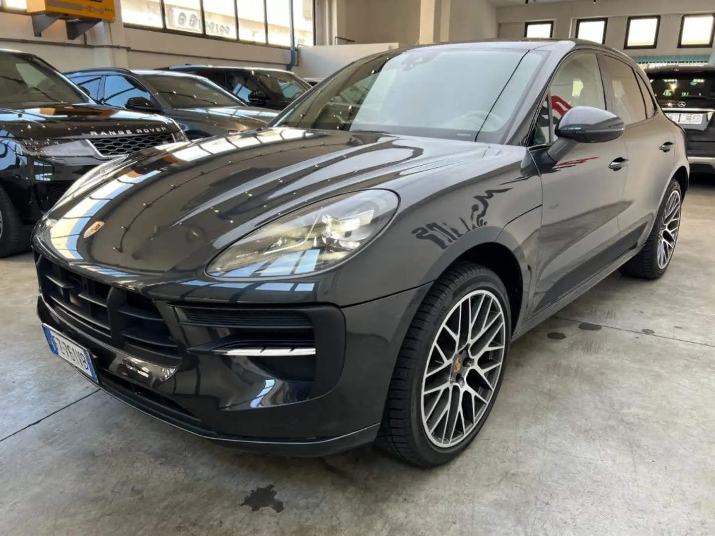 Porsche Macan 2.0 Gris - 2
