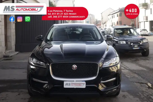 Jaguar F-Pace view 9