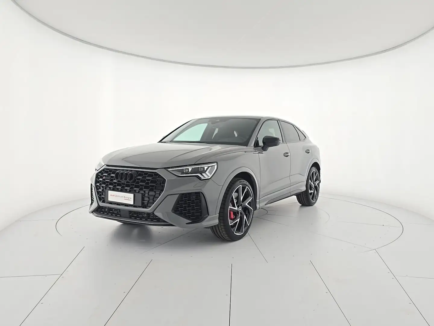 Audi RS Q3 RS  quattro S tronic - 1