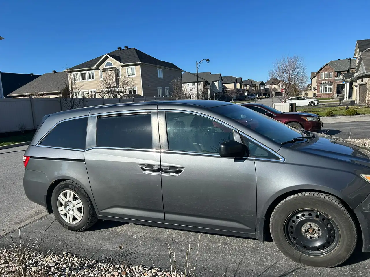 Honda Odyssey снимка Honda Odyssey