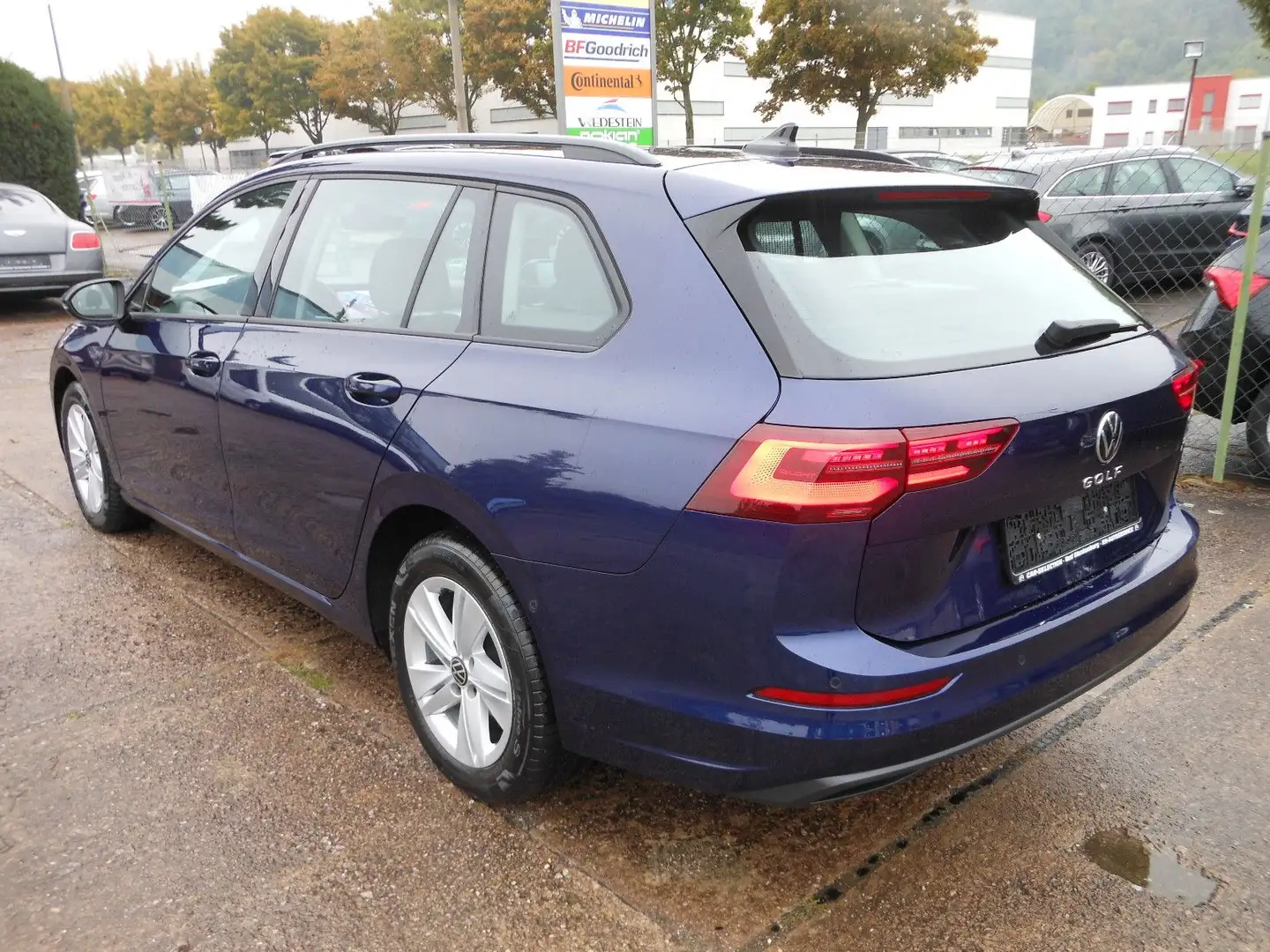 Volkswagen Golf VIII Variant**Matrix**Massage** Blau - 2