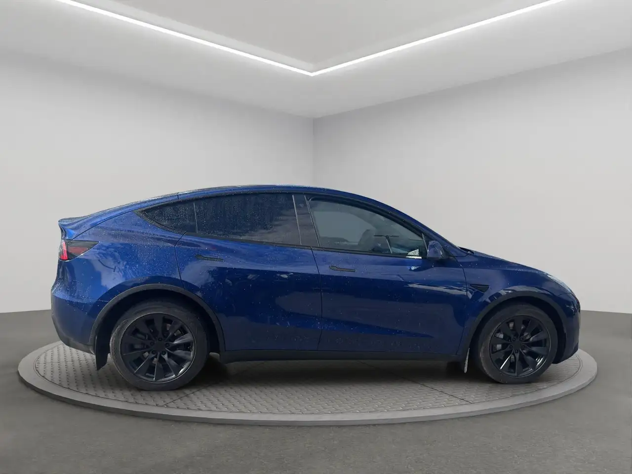 Tesla Model Y снимка Tesla Model Y