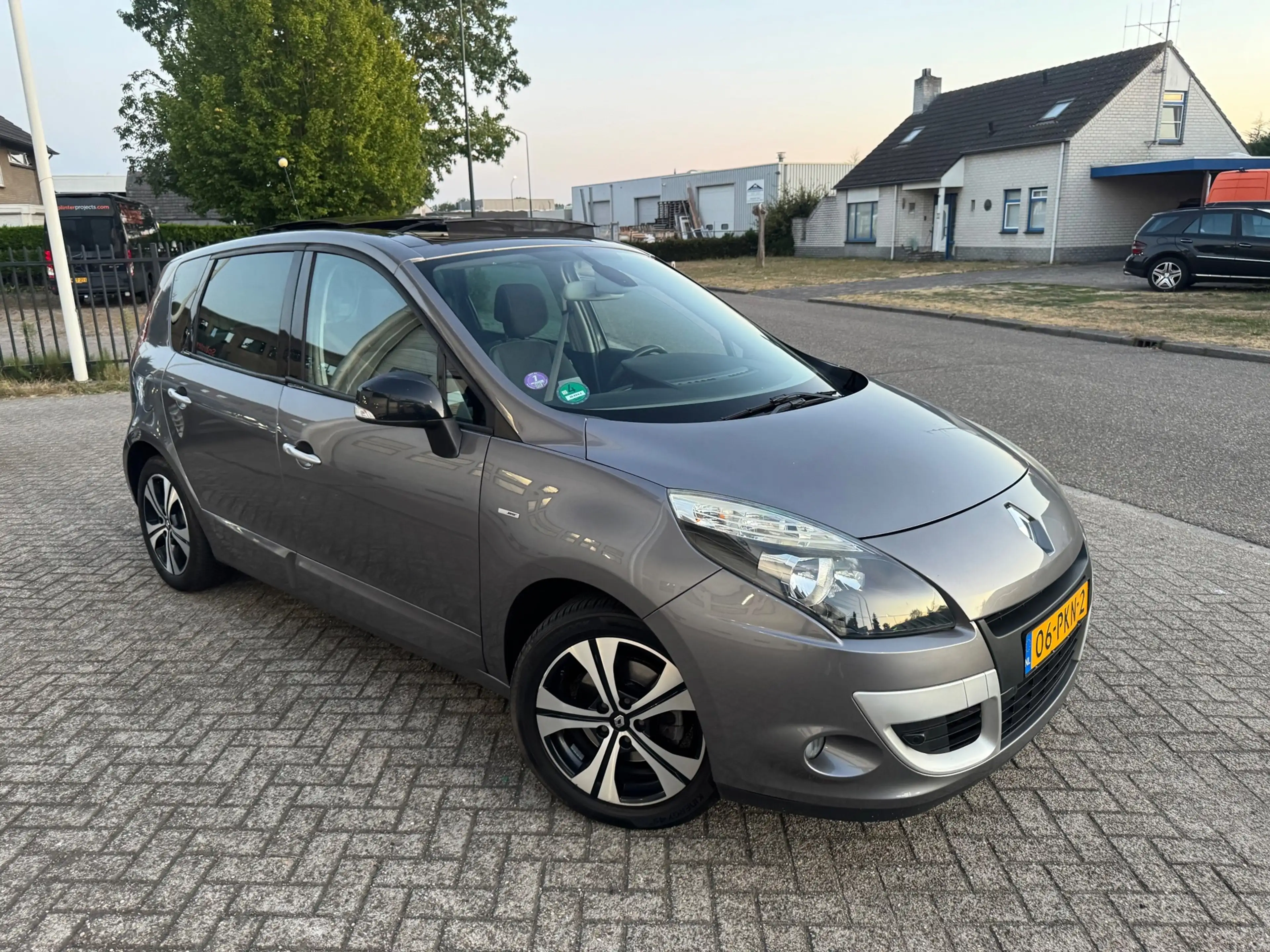 Renault Scenic 1.4 TCe Bose Camera,Panodak,Trkhaak — photo 7