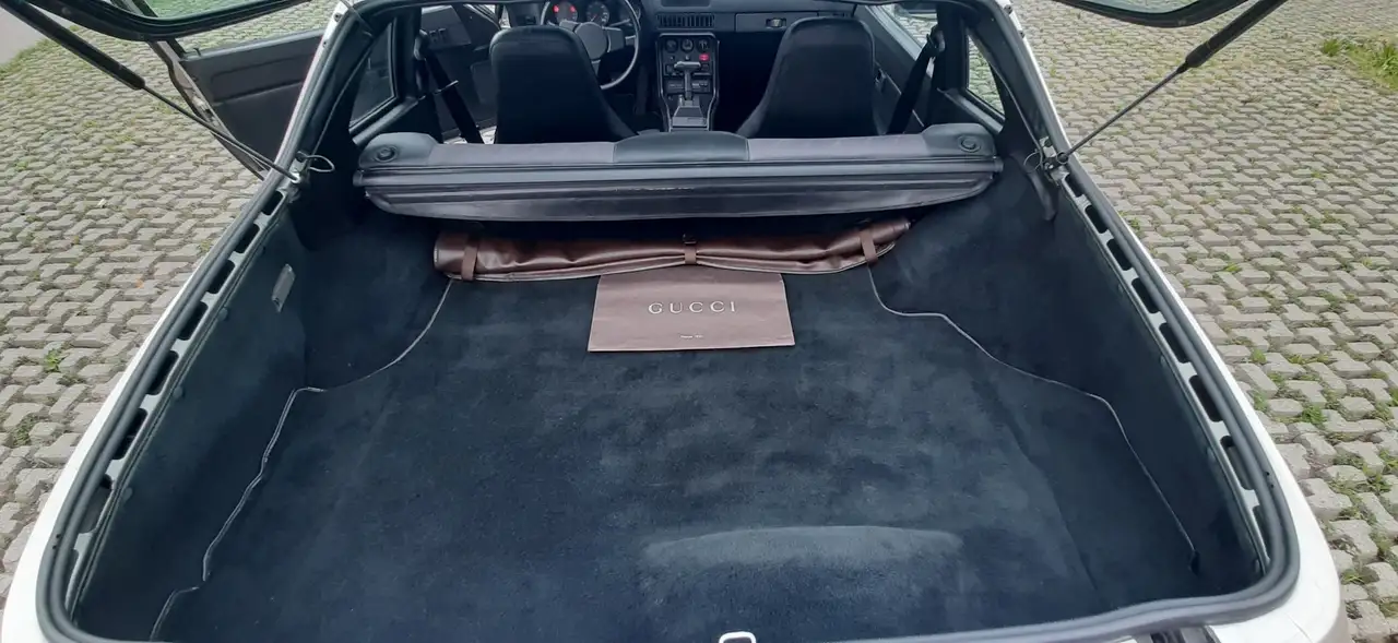 Porsche 924 2.5 S, foto 8