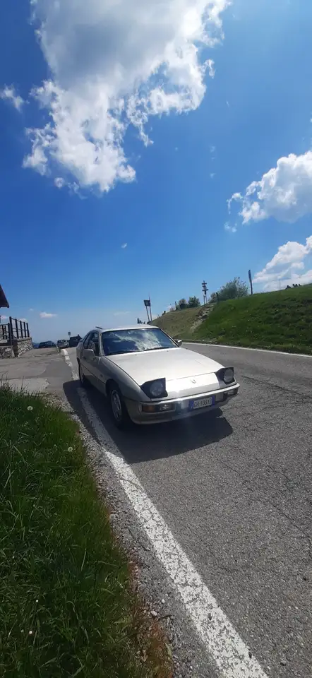 Porsche 924 2.5 S, foto 3