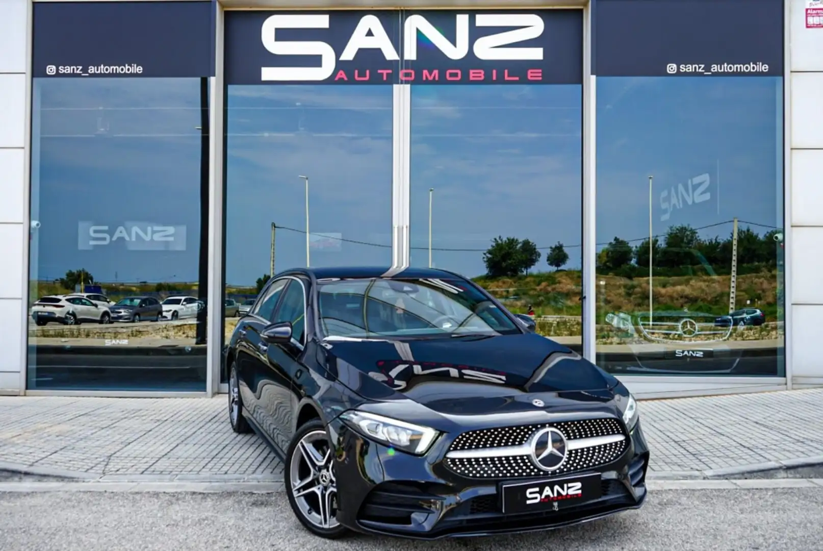 Mercedes-Benz A 250 250e 8G-DCT Negro - 1