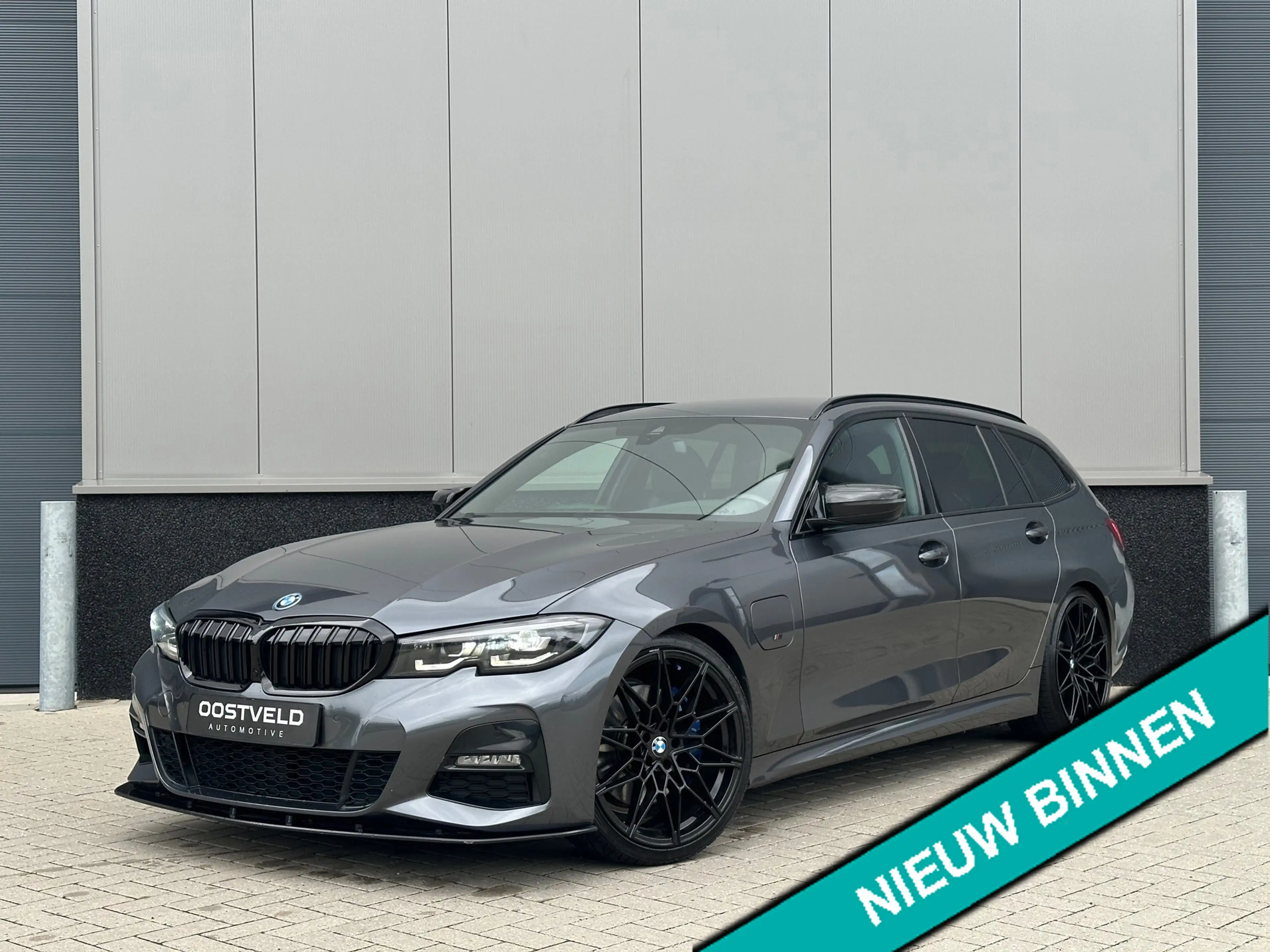 BMW 330 3-serie Touring 330e M-sport 20'' Keyless Trekhaak