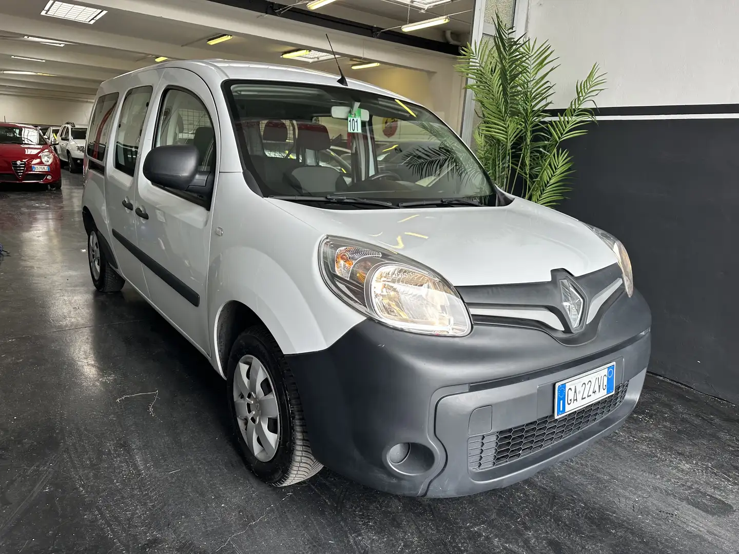 Renault Kangoo E-TECH gamcio traino 5posti autocarro iva inclusa Белый - 2