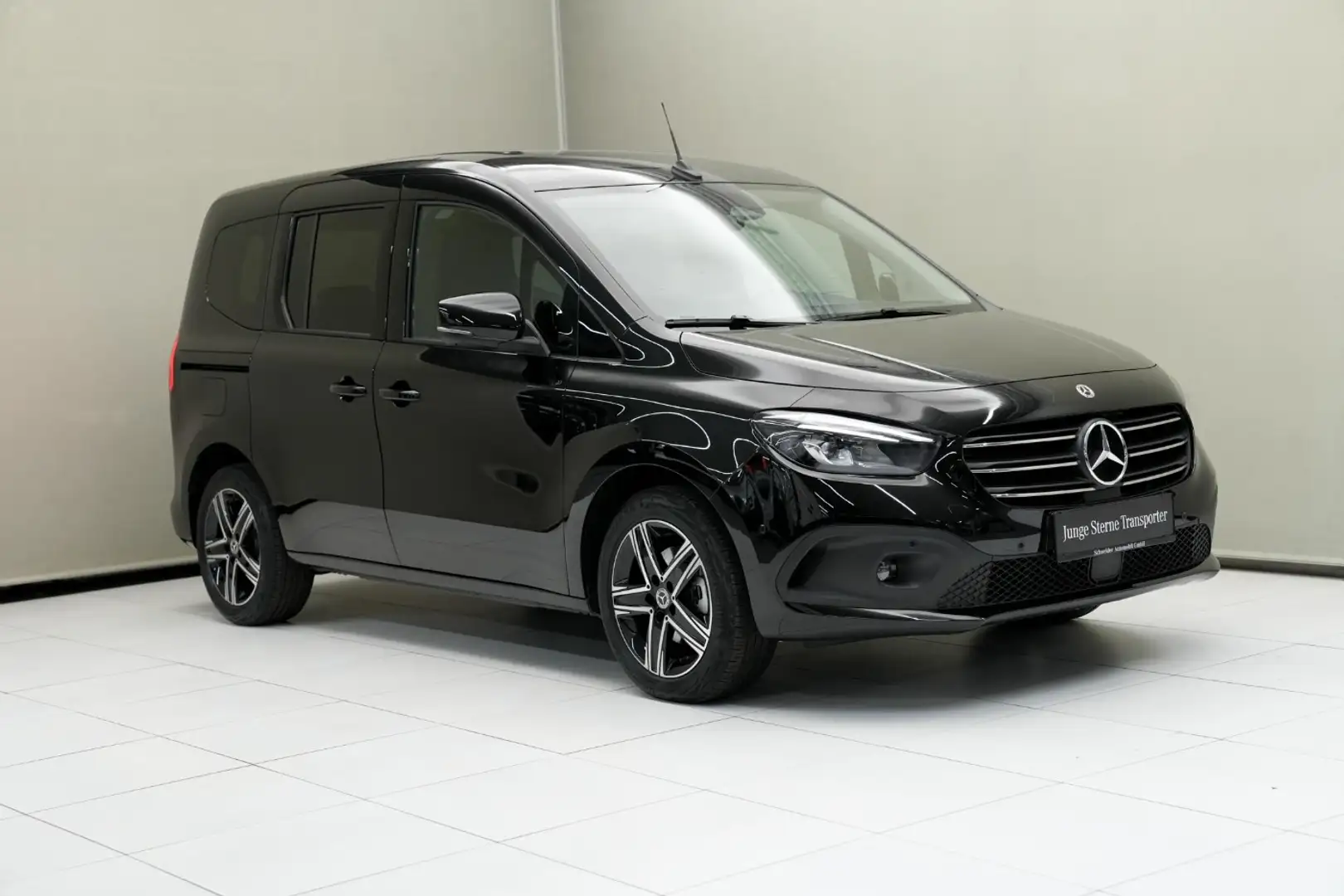 Mercedes-Benz T-Klasse T 160 d Standard PDC Navi KAM KlimaA LM SpurH Schwarz - 2