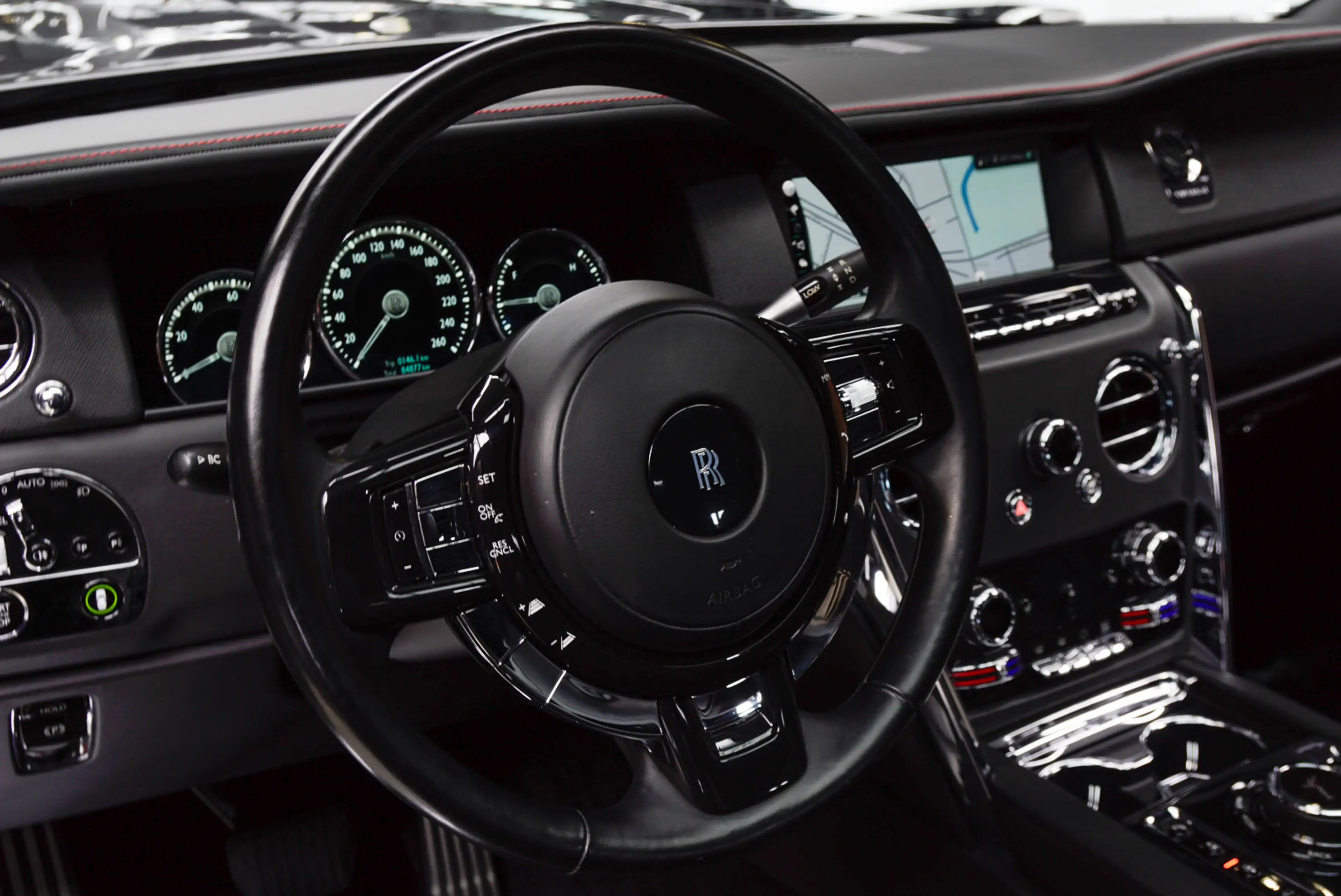 Rolls-Royce Cullinan 6.75 V12 Panodak Leer Navi 360° ACC PDC Massage Me — photo 18