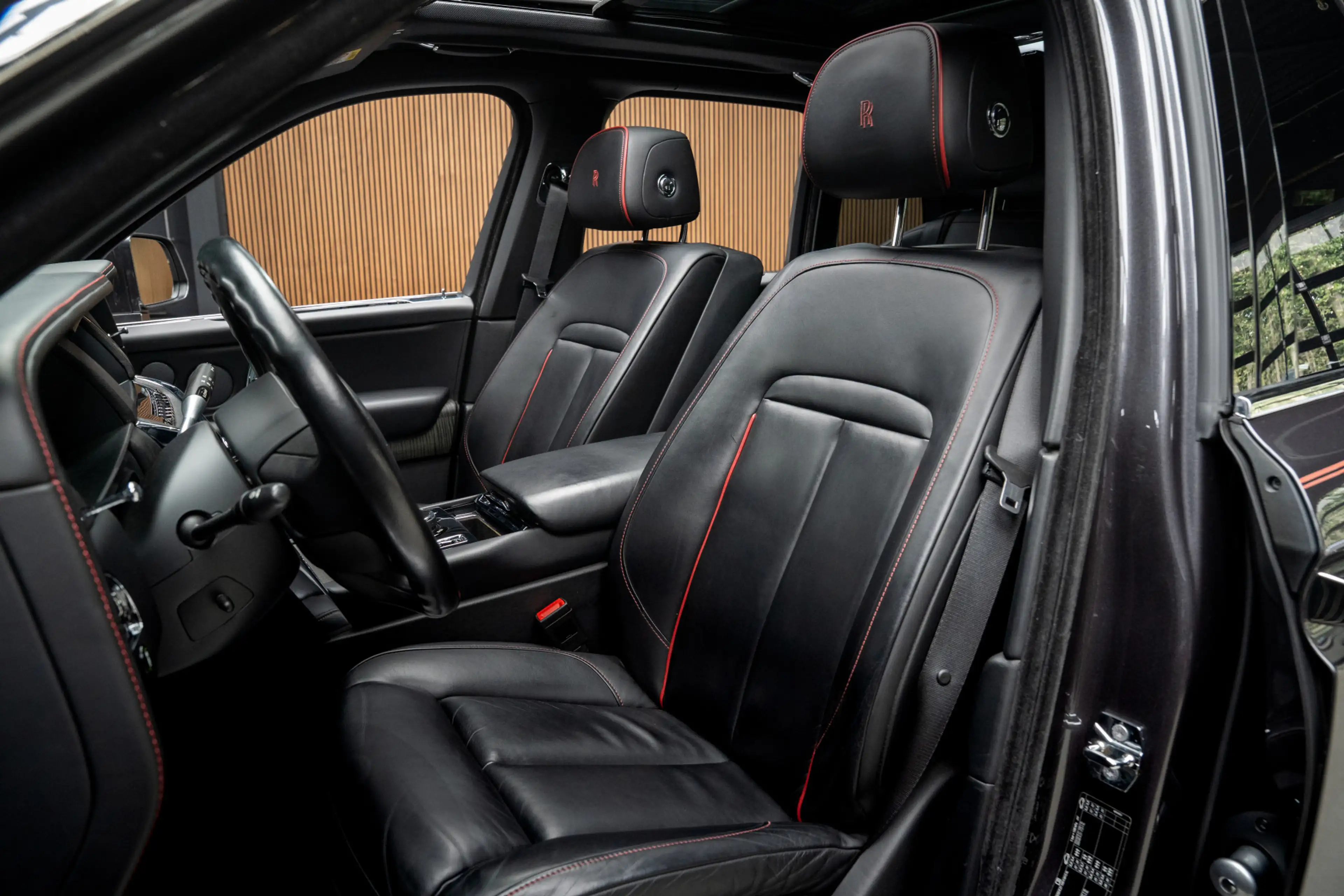 Rolls-Royce Cullinan 6.75 V12 Panodak Leer Navi 360° ACC PDC Massage Me — photo 31
