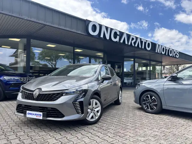 2025 Renault Clio in Grey for sale