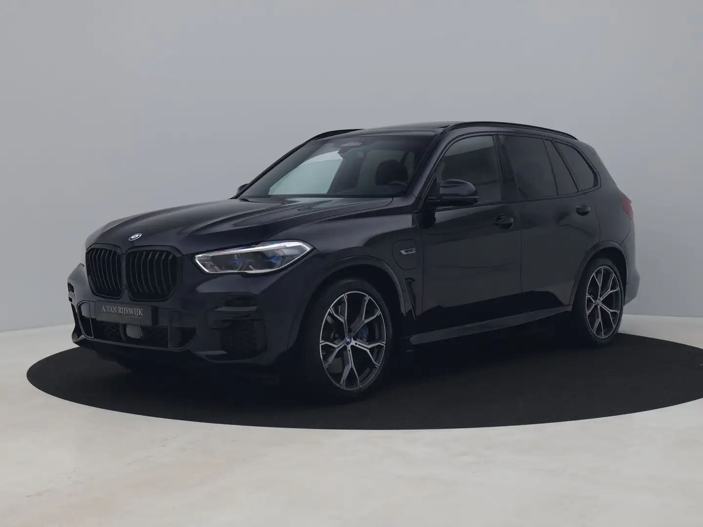 BMW X5 xDrive45e High Executive M-Sport | SKY LOUNGE | PA Noir - 1