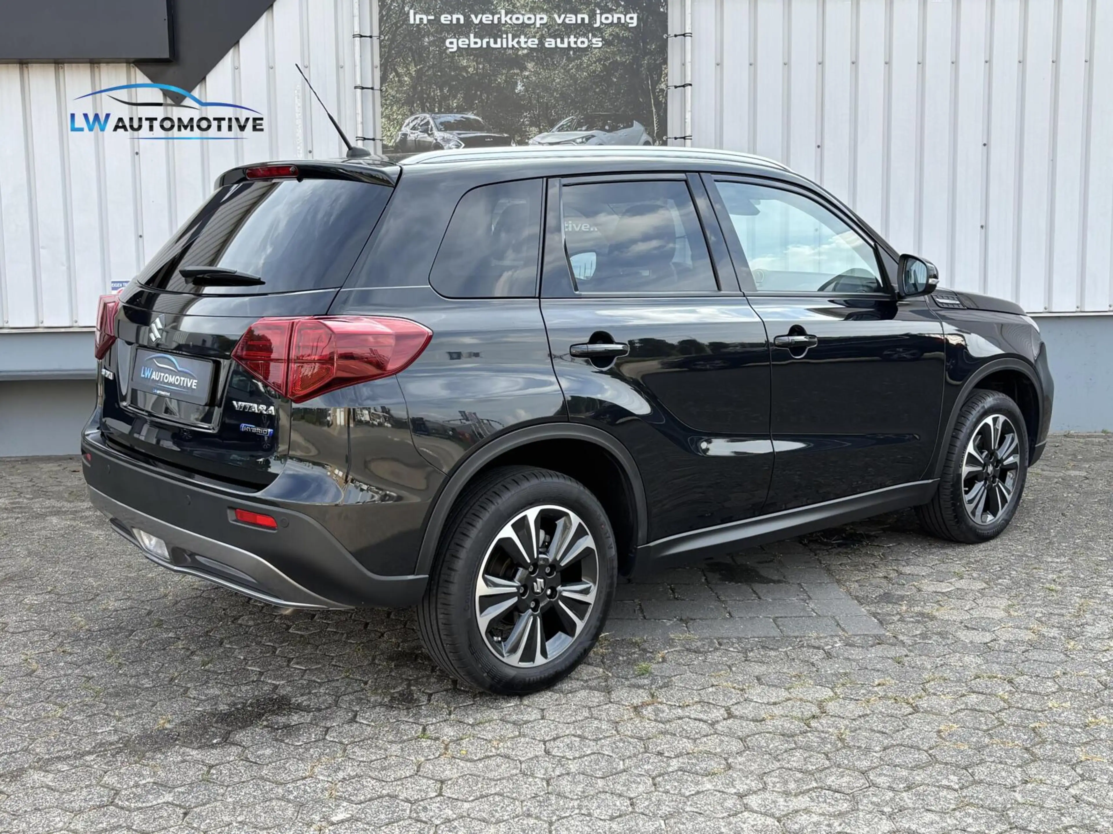 Suzuki Vitara 1.5 Hybrid Style Automaat | Schuifdak | Parkeersen — photo 2