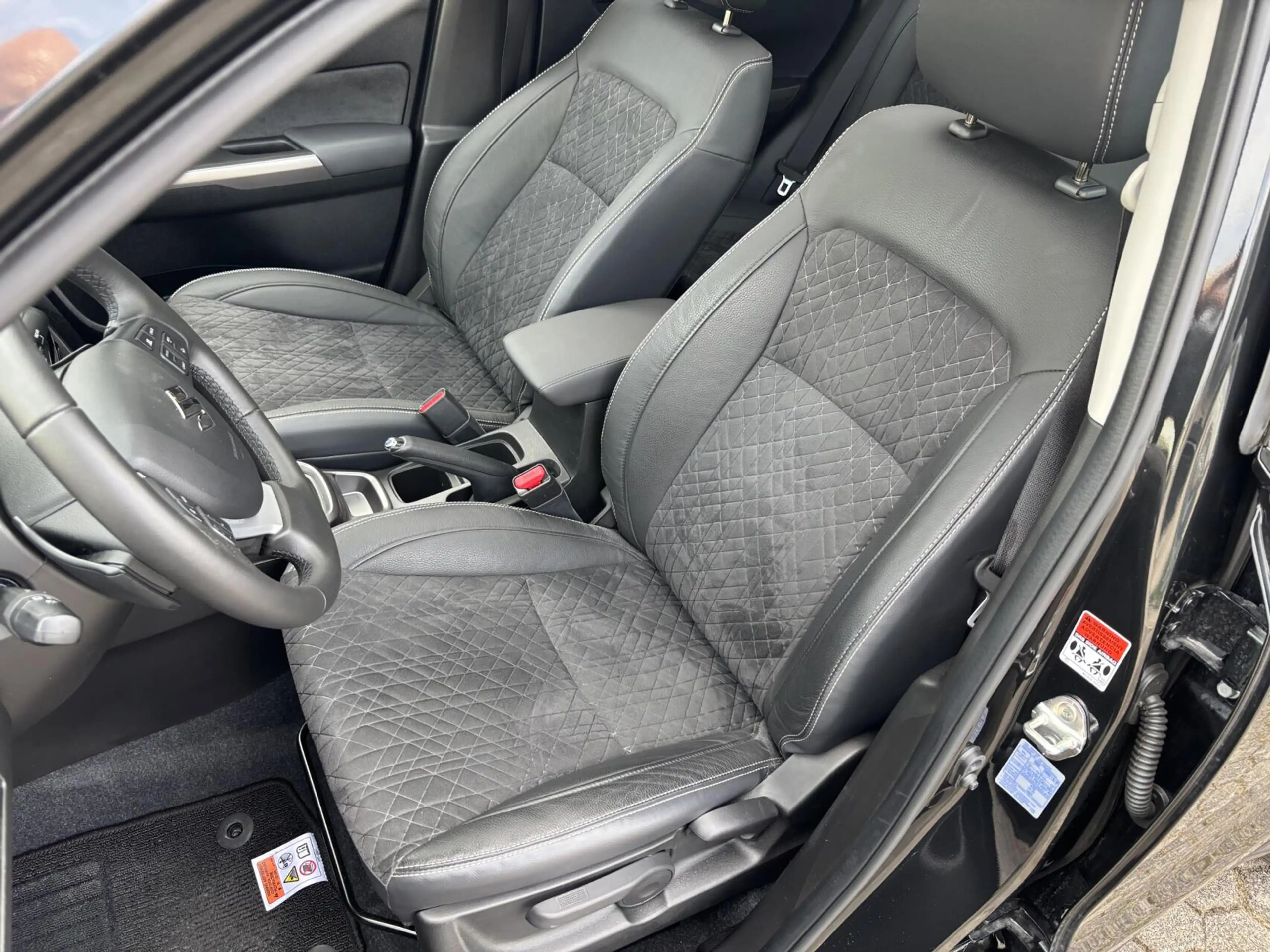 Suzuki Vitara 1.5 Hybrid Style Automaat | Schuifdak | Parkeersen — photo 26