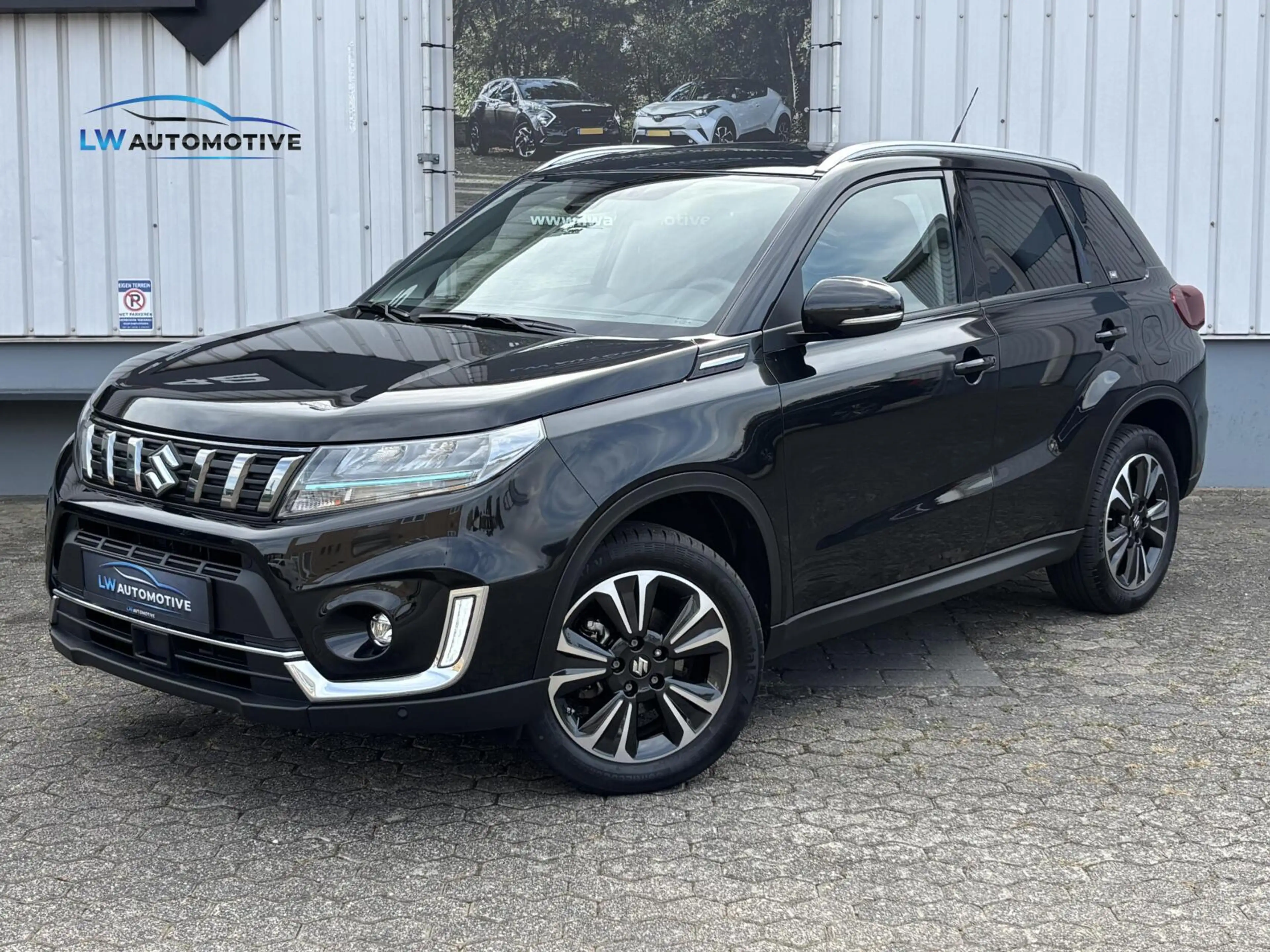 Suzuki Vitara 1.5 Hybrid Style Automaat | Schuifdak | Parkeersen