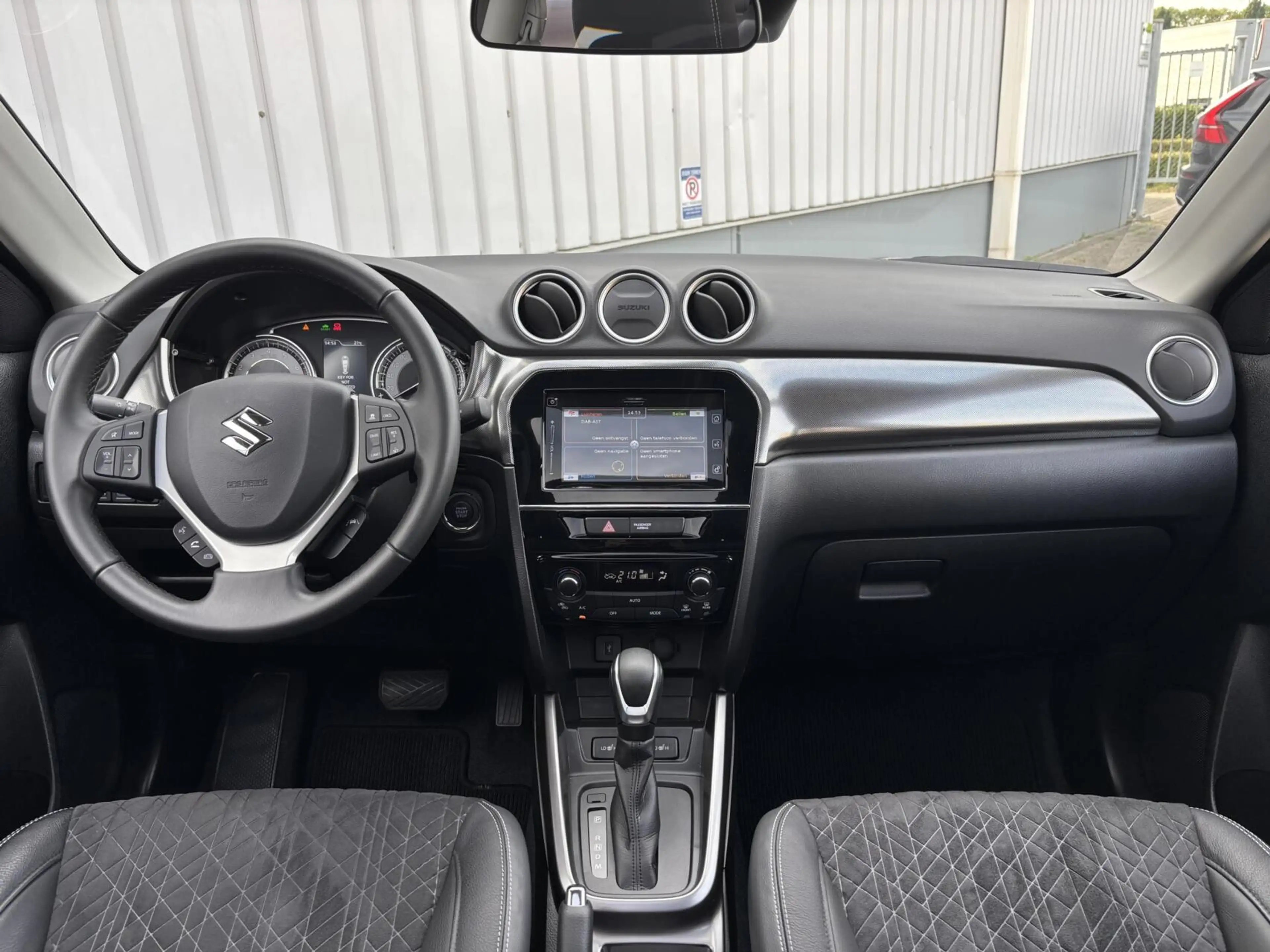 Suzuki Vitara 1.5 Hybrid Style Automaat | Schuifdak | Parkeersen — photo 5