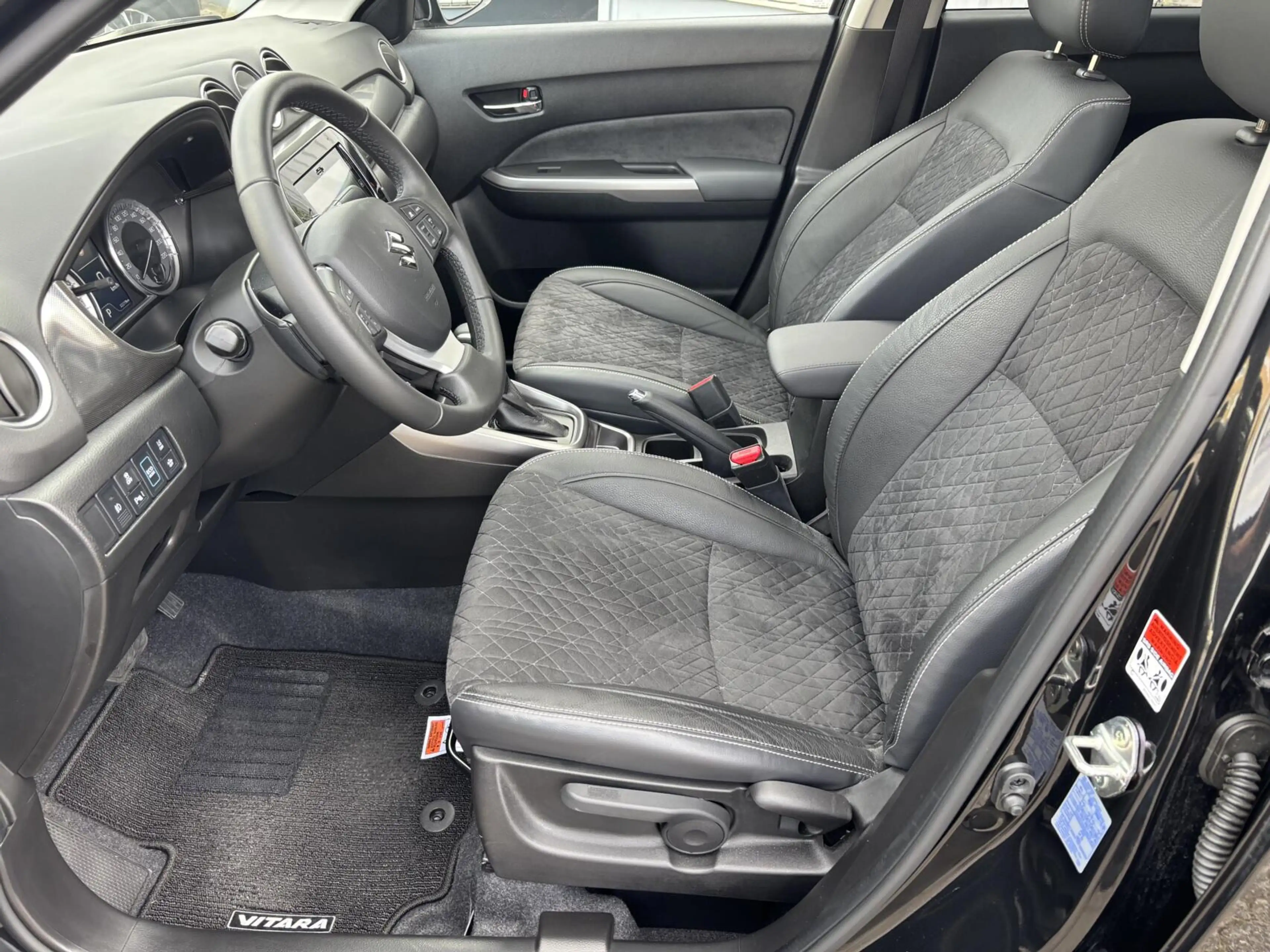 Suzuki Vitara 1.5 Hybrid Style Automaat | Schuifdak | Parkeersen — photo 7