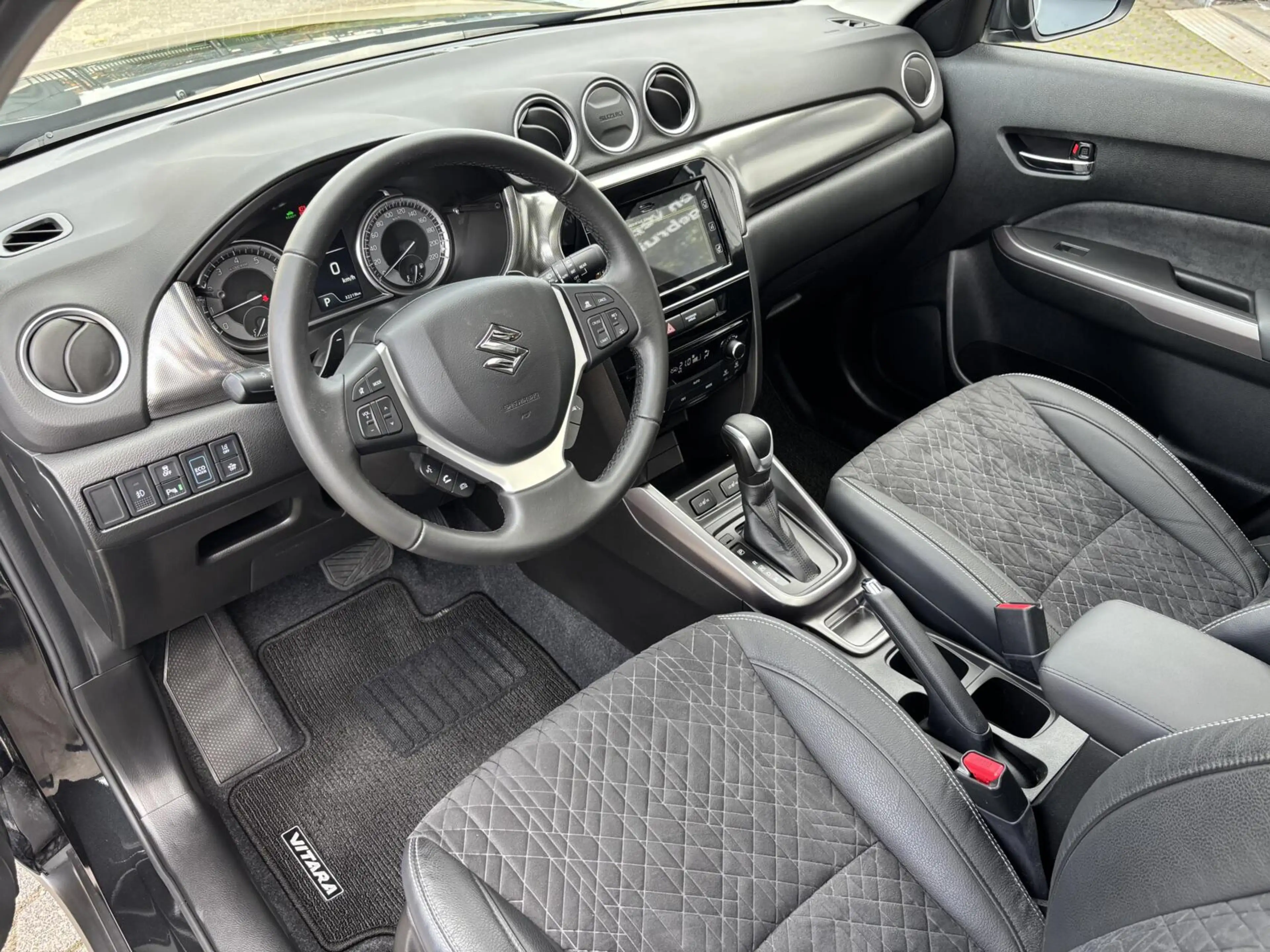 Suzuki Vitara 1.5 Hybrid Style Automaat | Schuifdak | Parkeersen — photo 6