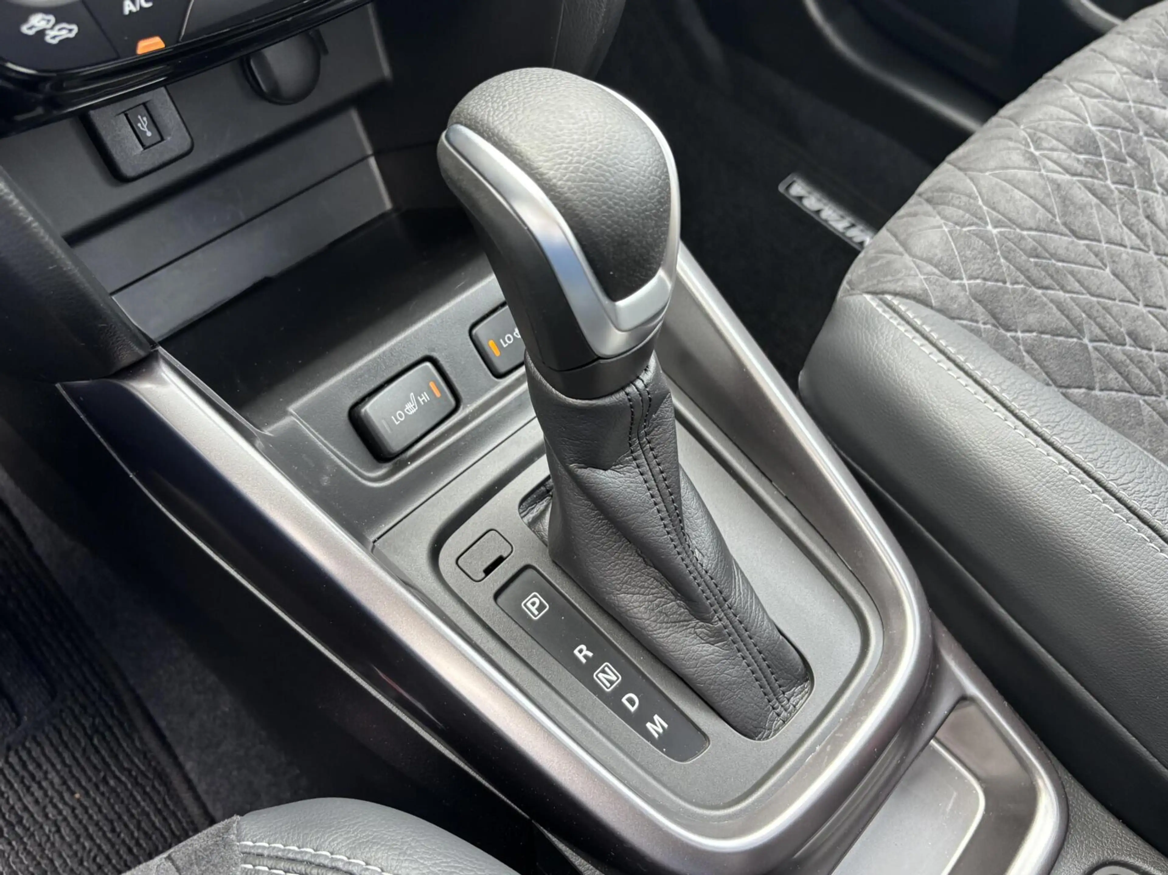 Suzuki Vitara 1.5 Hybrid Style Automaat | Schuifdak | Parkeersen — photo 17