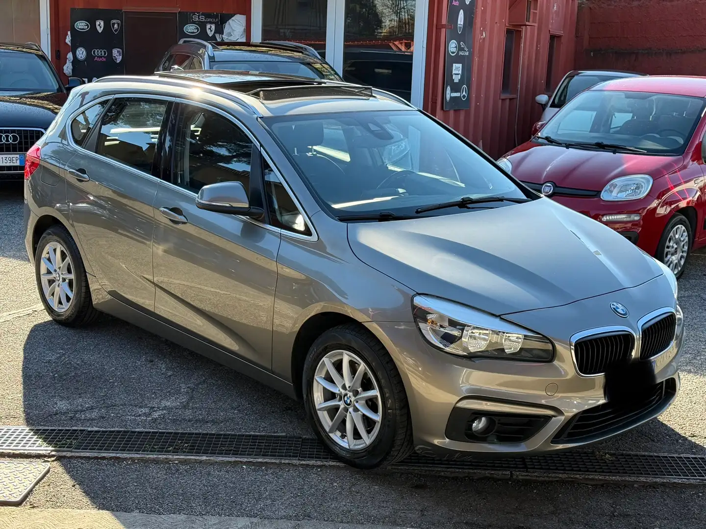 BMW 218 218d Active Tourer-xdrive-Sport-tetto-navi-E6 - 1