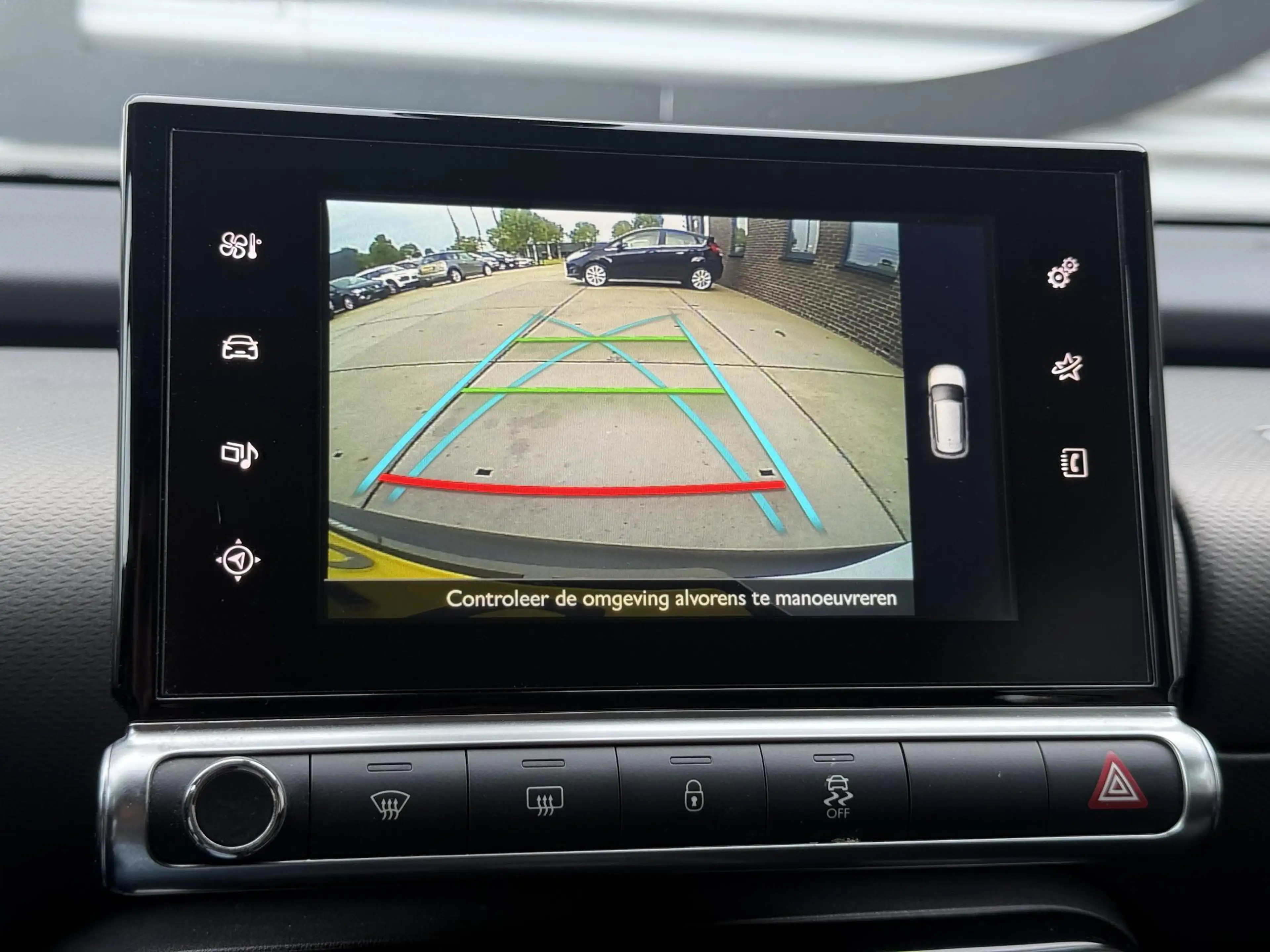 Citroen C4 Cactus 1.2 PureTech Shine 2e Eigenaar|Navi|Camera|Clima|C — photo 11