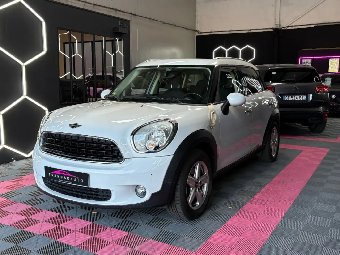MINI Cooper Countryman R60 One Getaway 90 ch 1.6 D 1 ERE MAIN ~ Radar AR ~ Start/Stop Blanc - 2