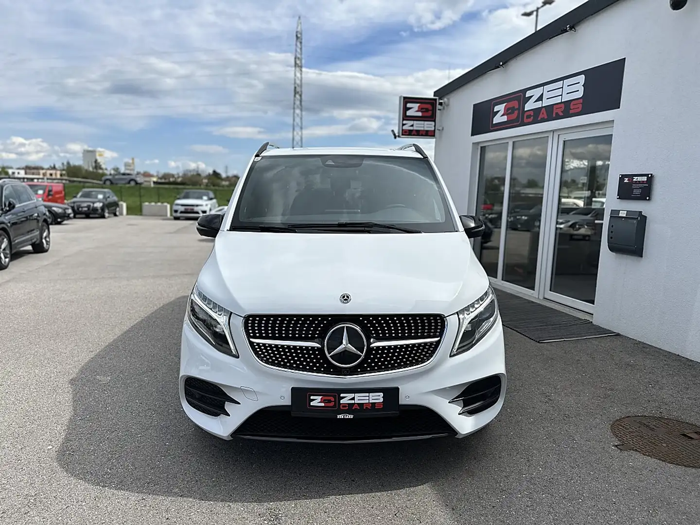 Mercedes-Benz V 300 d Kombi 4MATIC kompakt Avantgarde A-Edition Aut. Weiß - 2