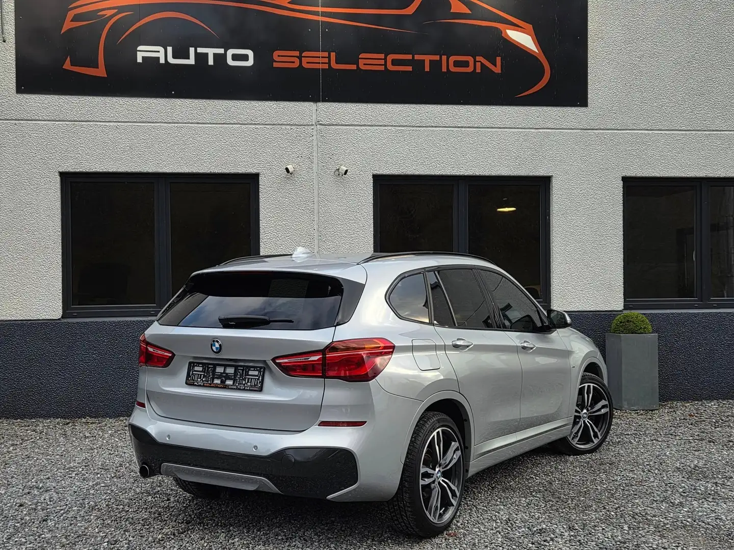 BMW X1 2.0 dA - PACK M - ALCANTARA - FULL LED Gris - 2