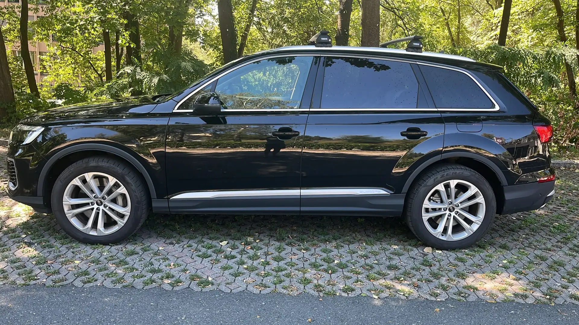 Audi Q7 e-tron Q7 55 TFSI e PHEV quattro Schwarz - 2