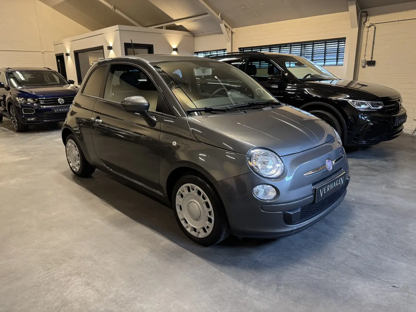 Fiat 500 1.0 TwinAir Pop Airco NL Auto Grijs - 2