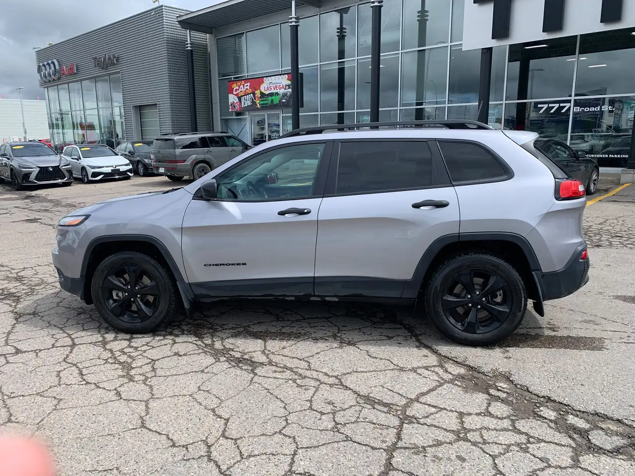 Jeep Cherokee fotografie Jeep Cherokee