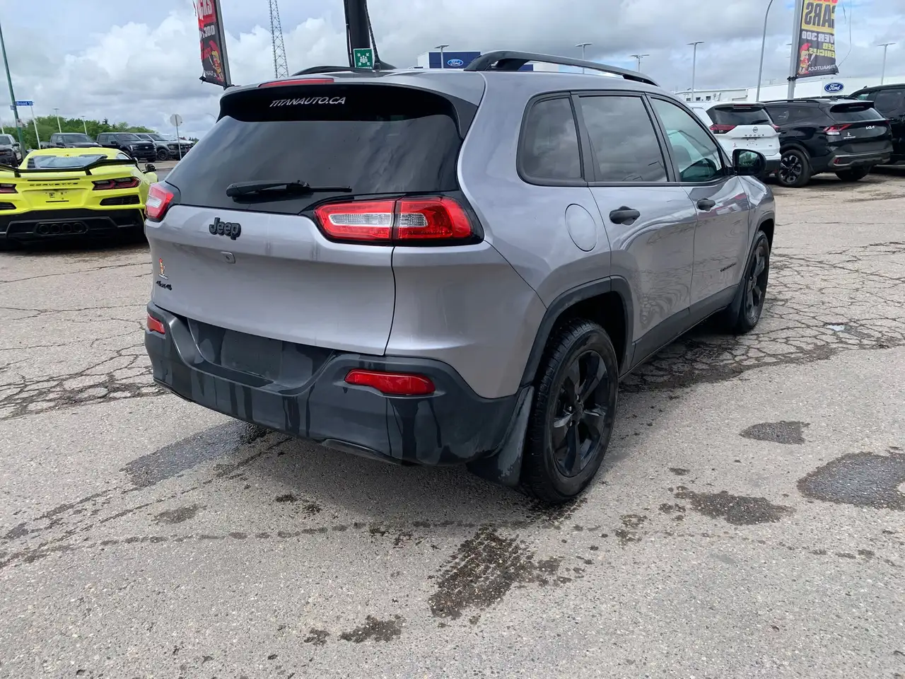 Jeep Cherokee fotografie Jeep Cherokee