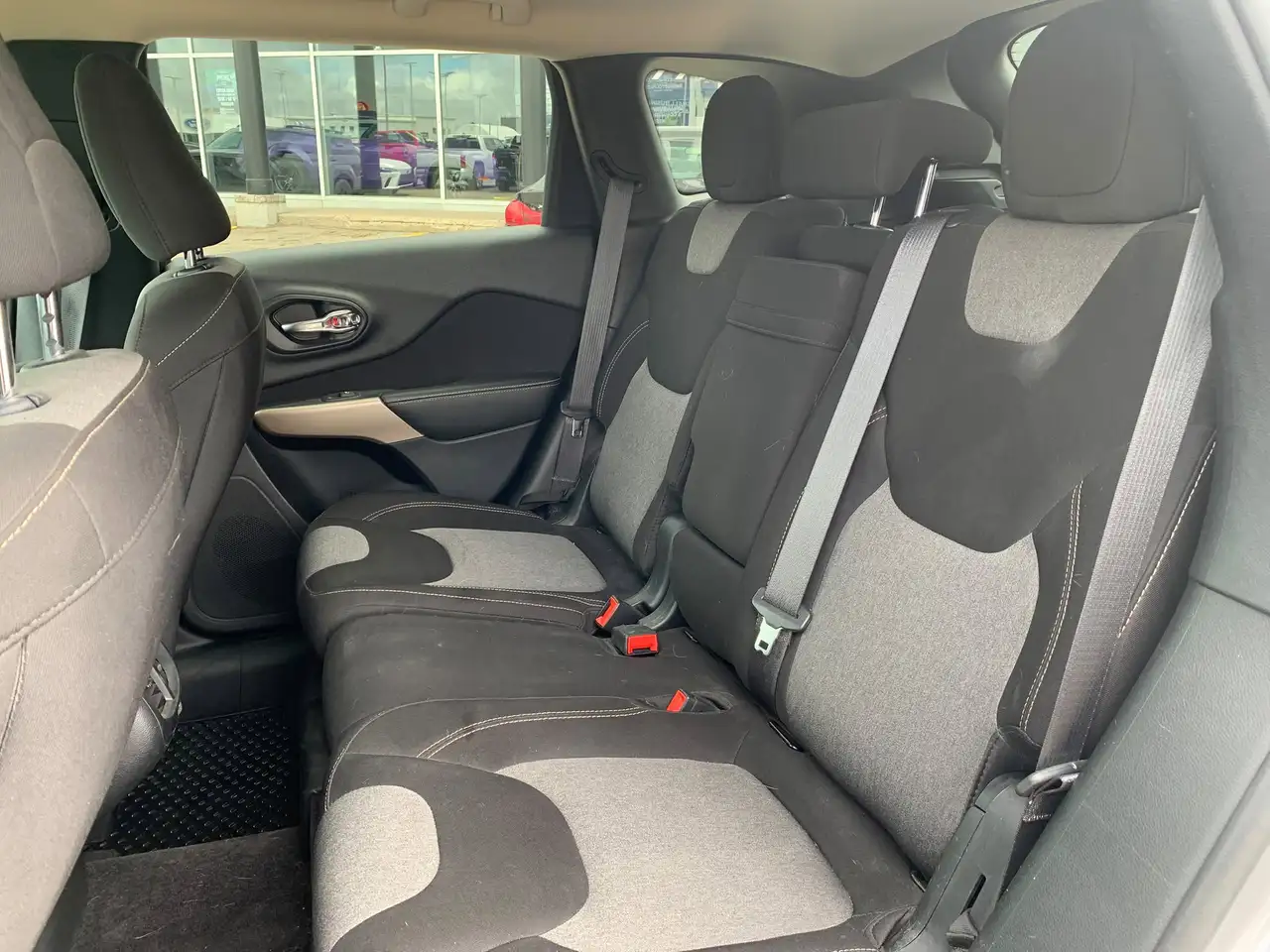 Jeep Cherokee fotografie Jeep Cherokee