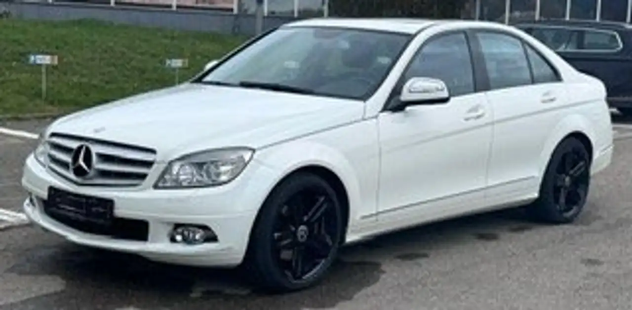 Mercedes-Benz C 300