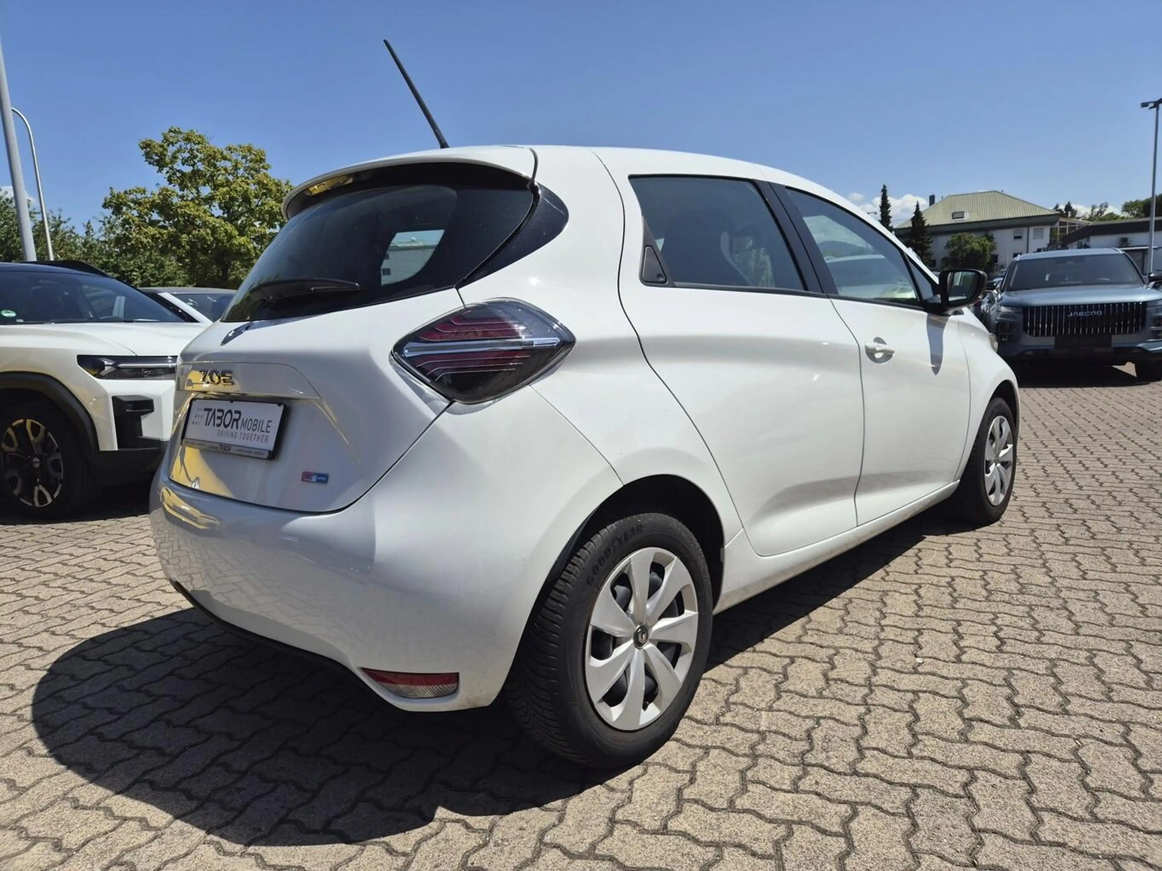 Renault ZOE ZE50 R110 Life Kauf-Bat LED CCS Temp CarPlay — photo 4