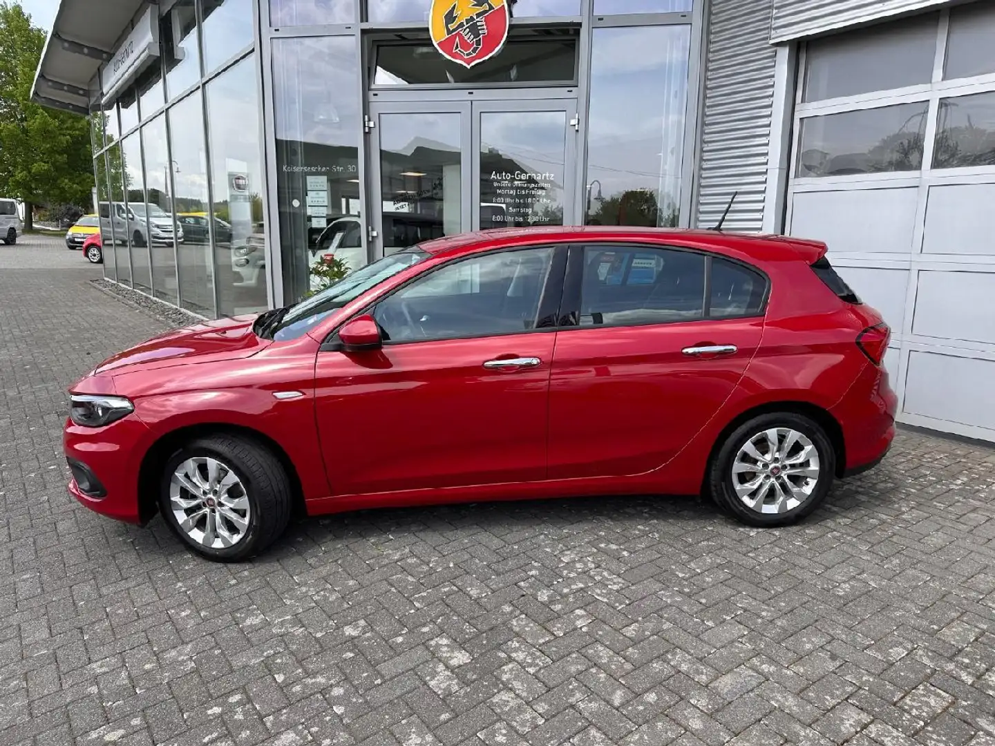 Fiat Tipo Lounge   AHK!! Rouge - 2