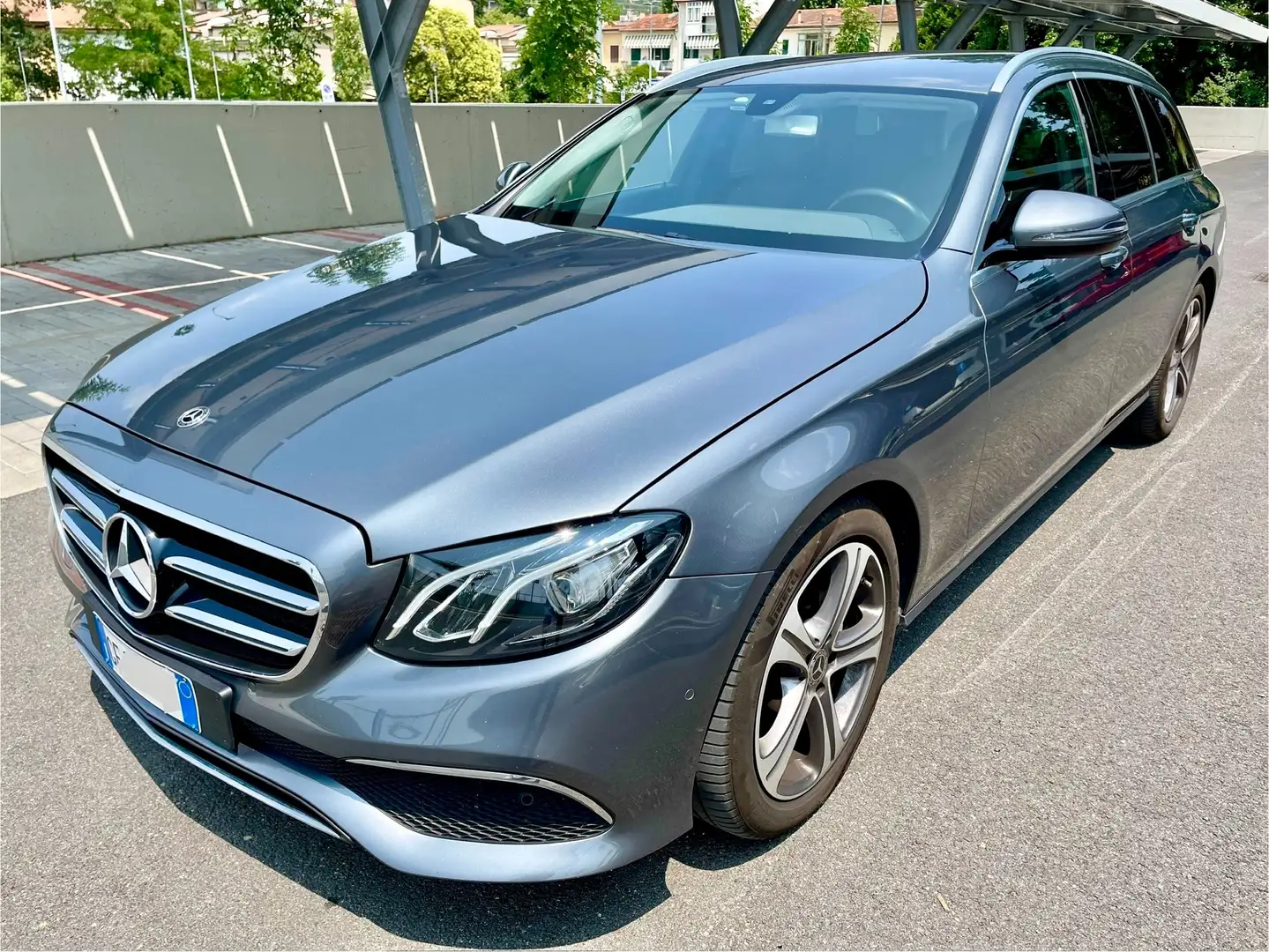 Mercedes-Benz E 220 Classe E - S213 SW SW d Business Sport auto my20 Grigio - 2