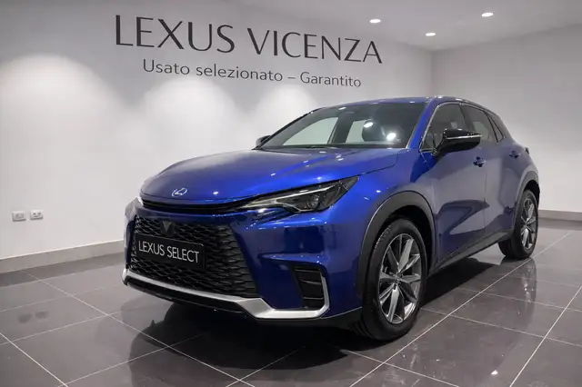 Lexus LBX LBX 1.5 hybrid Elegant 2wd