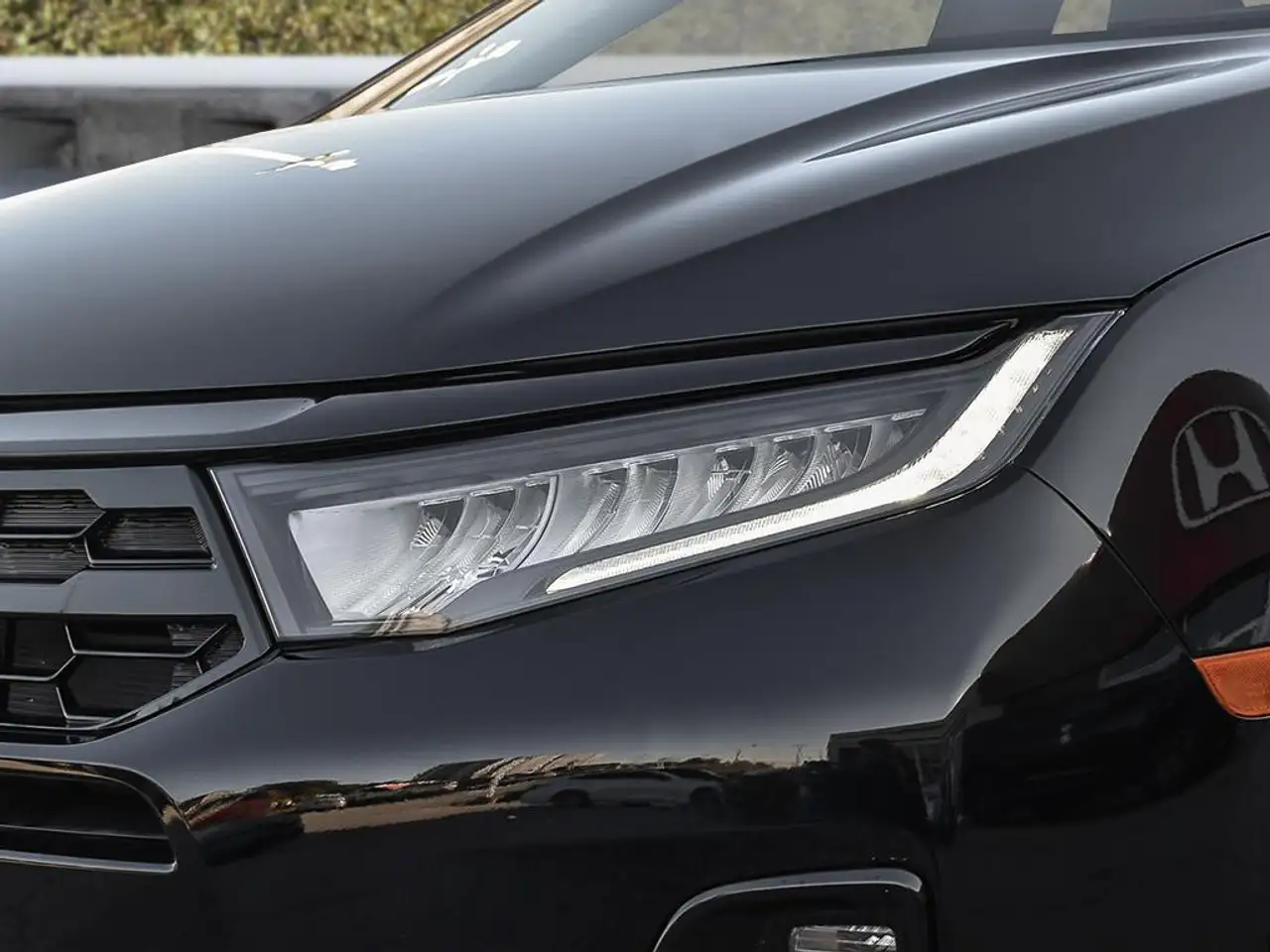 Honda Odyssey снимка Honda Odyssey