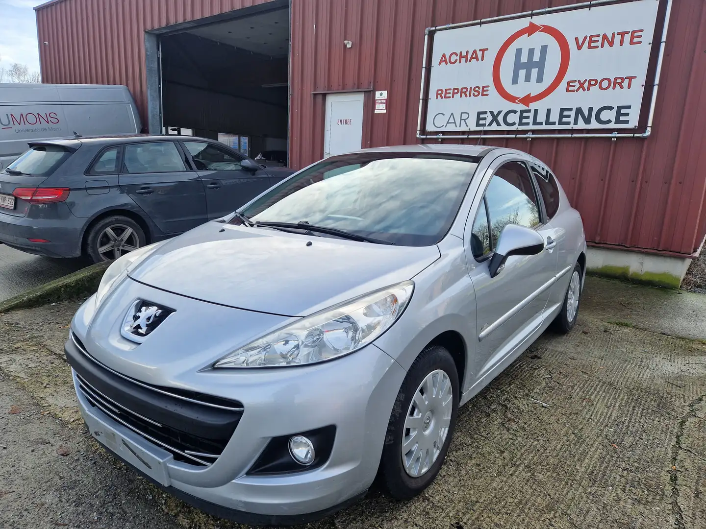 Peugeot 207 207 1.6 HDi Zen 98g FAP Zilver - 2