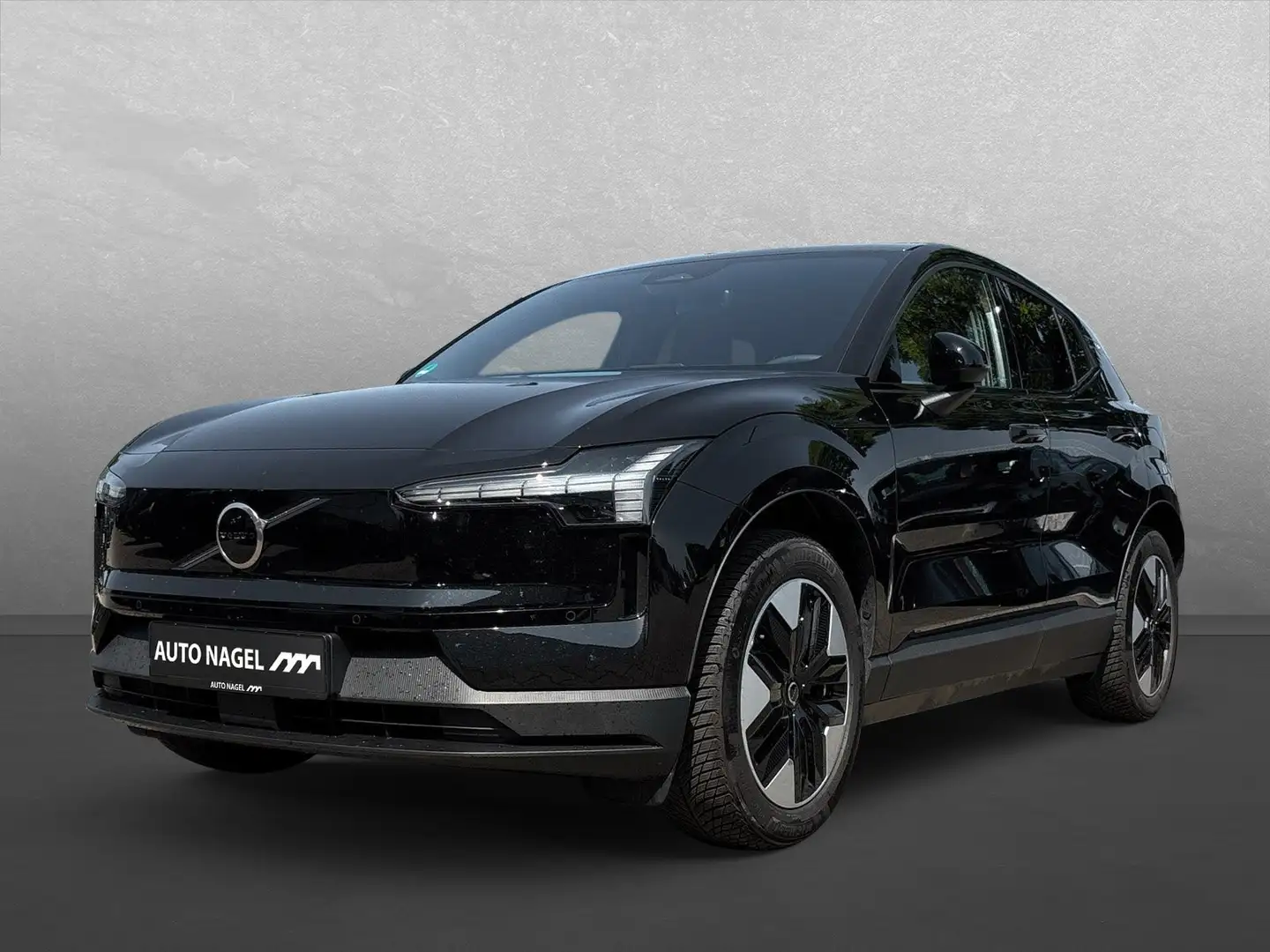 Volvo EX30 Plus Single Motor Extende Schwarz - 1