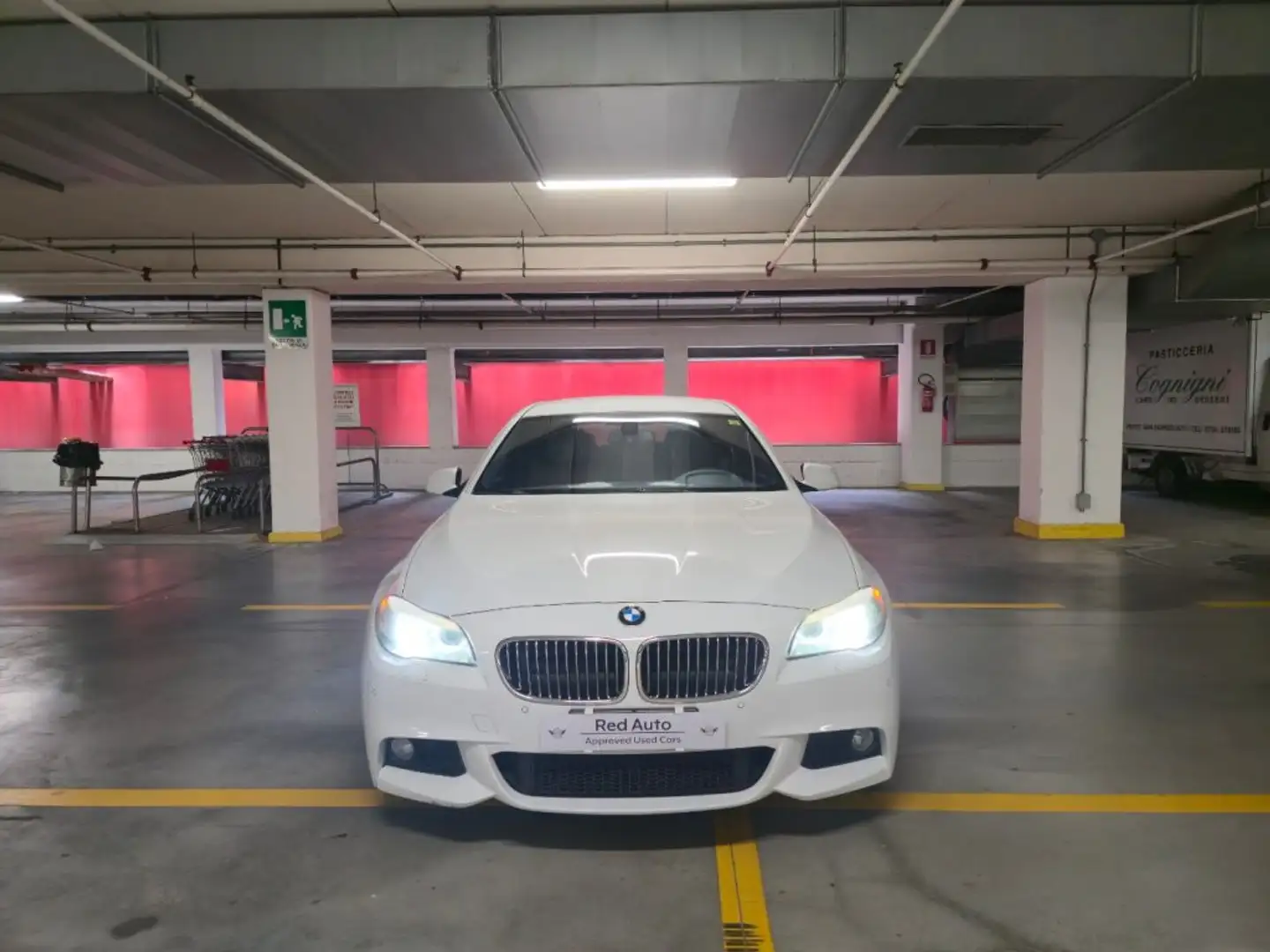 BMW 520 d Touring Msport Wit - 1
