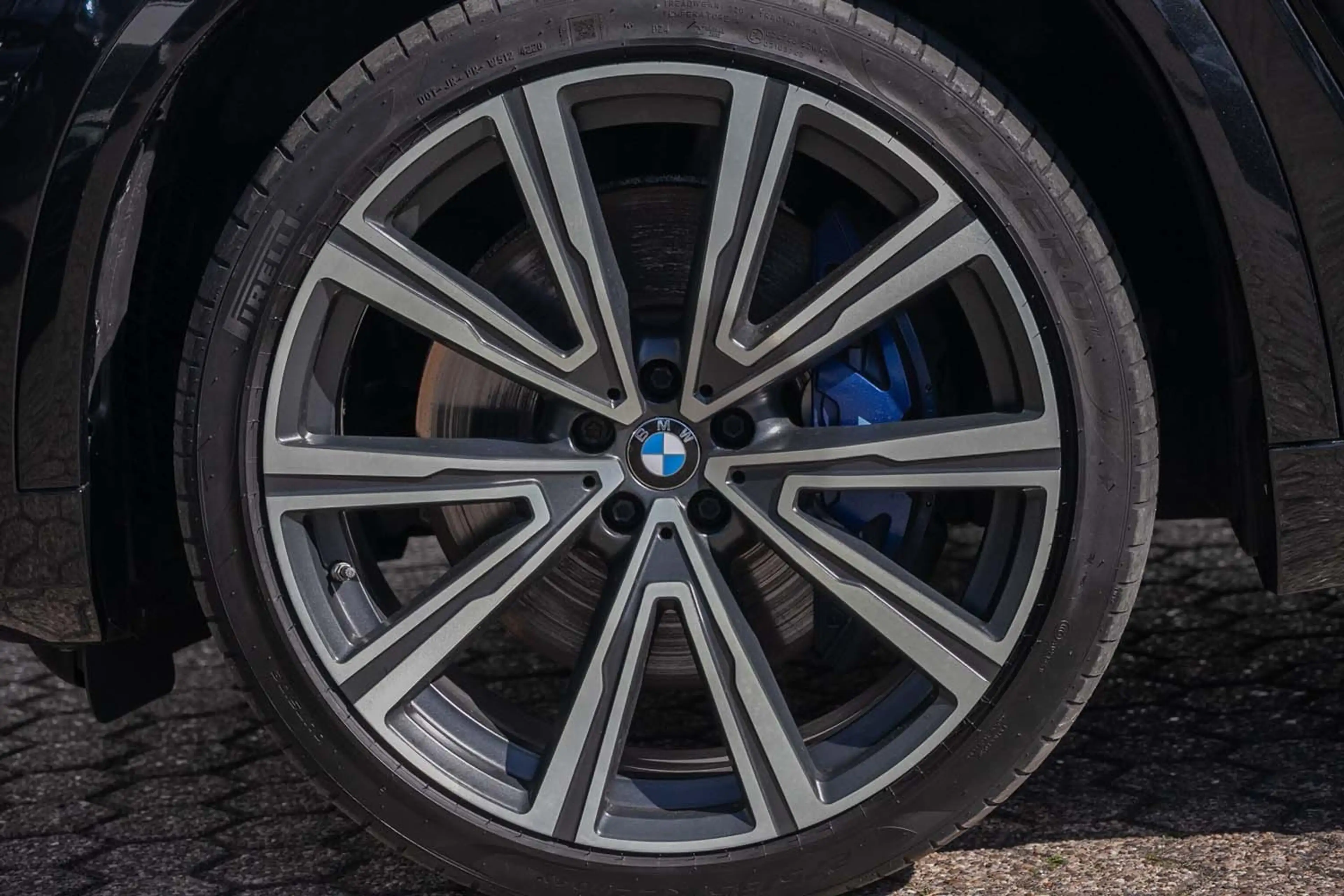 BMW X5 xDrive40d M Sportpaket Pano 3.Sitz HUD 2Achs — photo 6