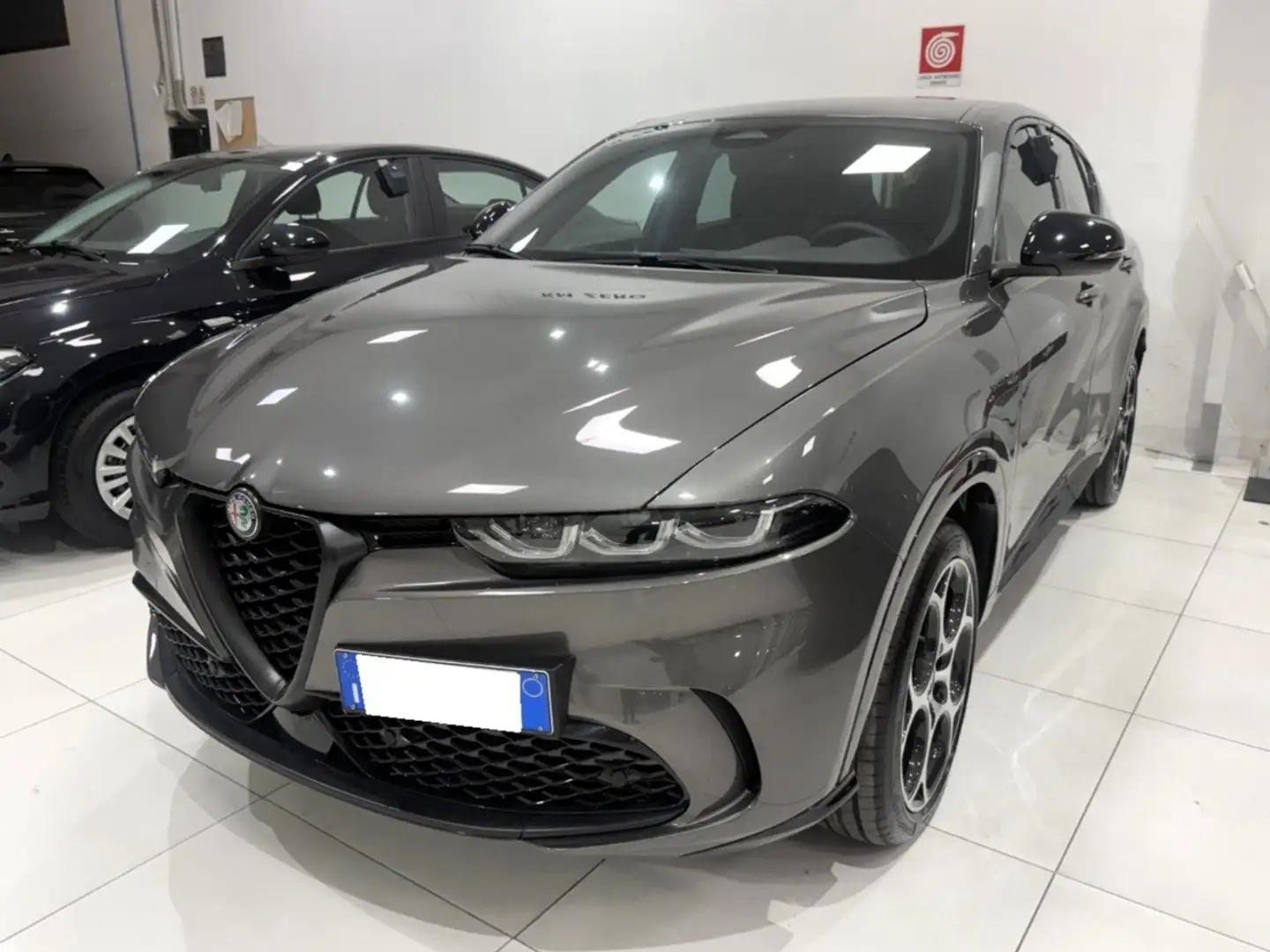 Alfa Romeo Tonale Tonale 1.3 phev Veloce Q4 280cv at6 KM ZERO Grigio - 1