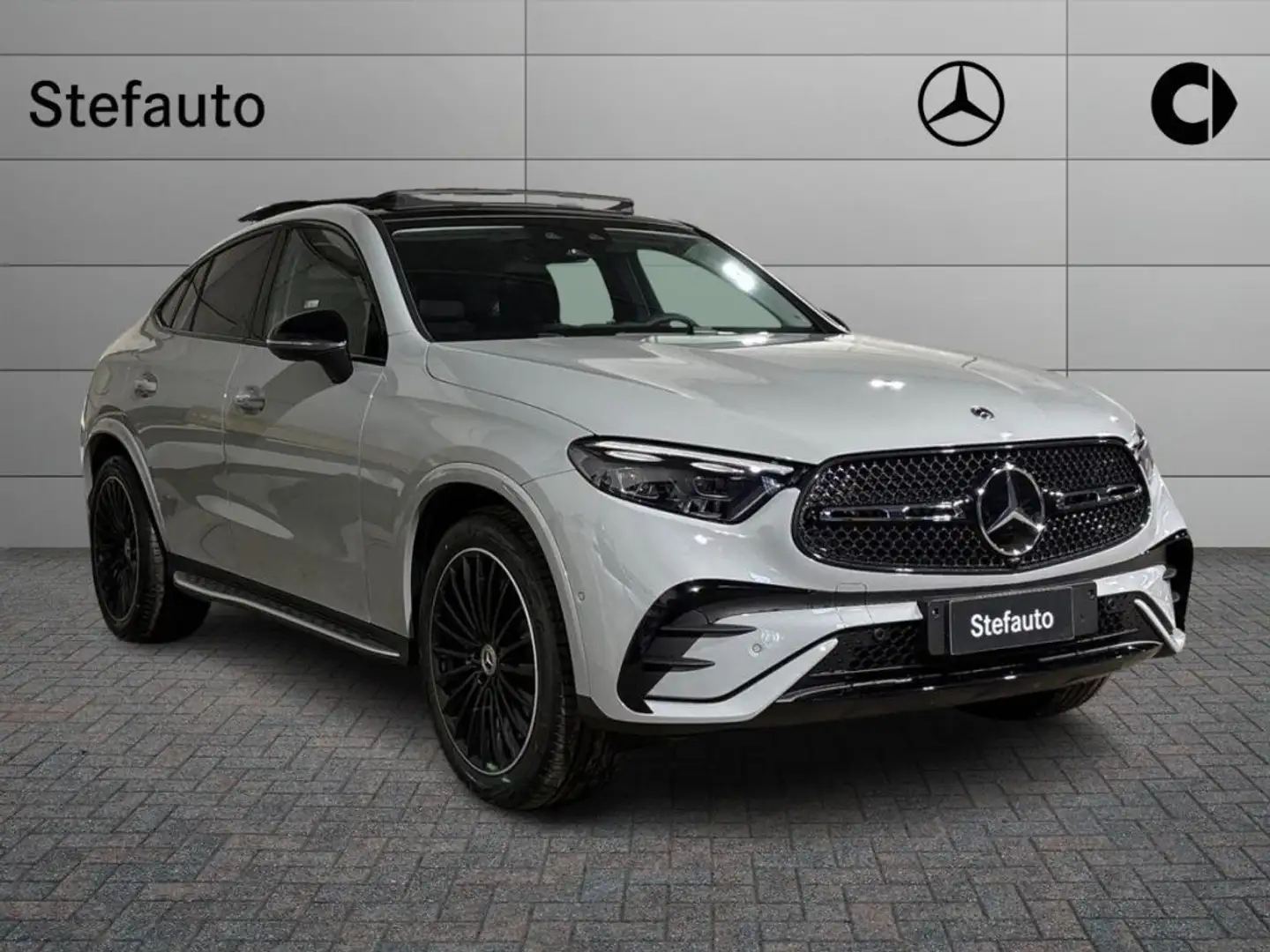 Mercedes-Benz GLC 220 d 4Matic Mild hybrid Coupé AMG Line Advanced Grau - 1