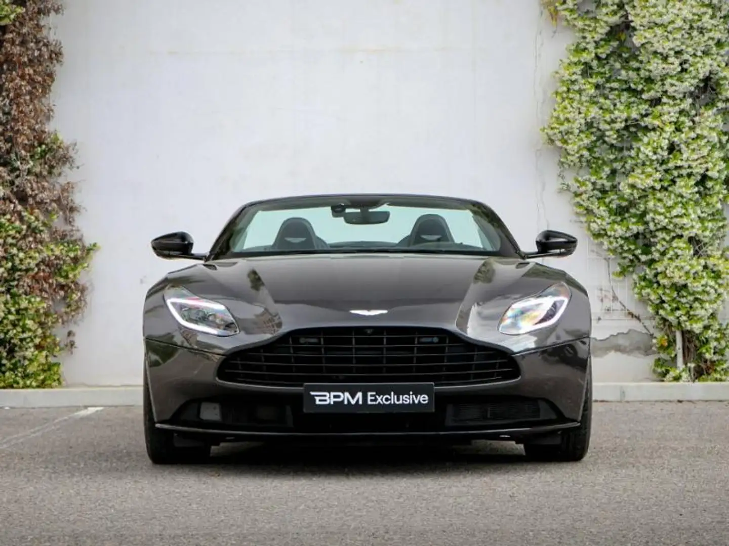 Aston Martin DB11 VOLANTE - 2