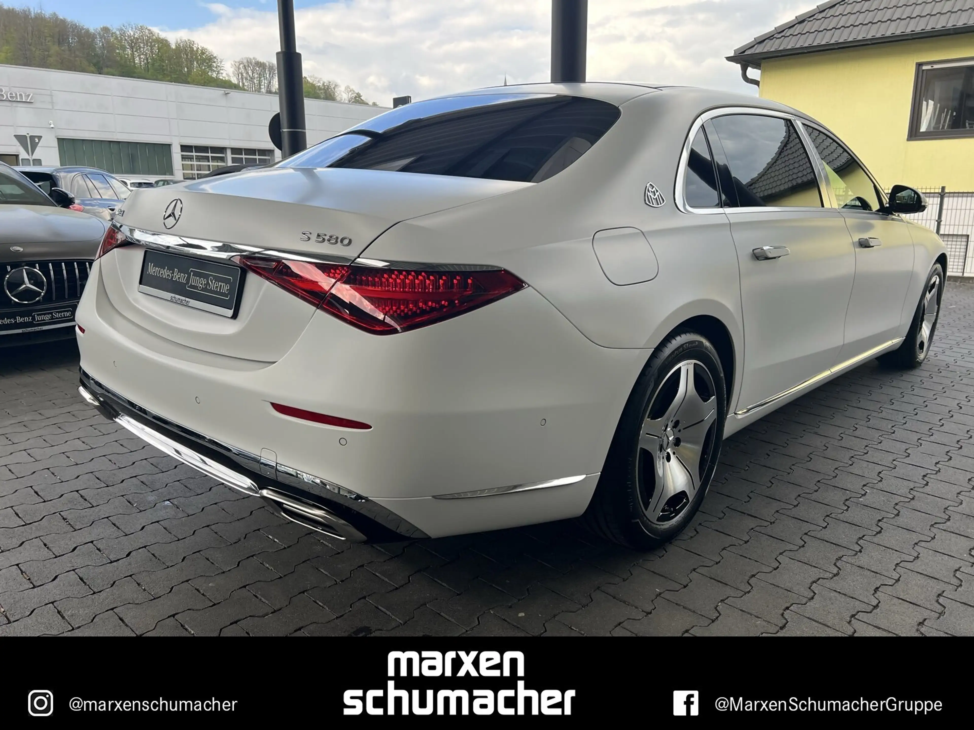 Mercedes-Benz S 580 Maybach S 580 Chauffeur+Massage+Pano+Magno — photo 4