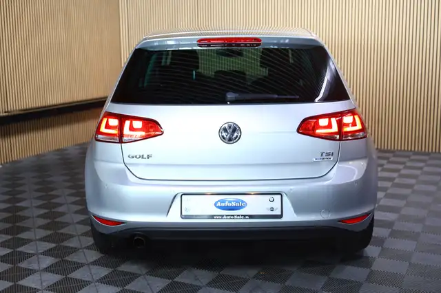 Volkswagen Golf view 7