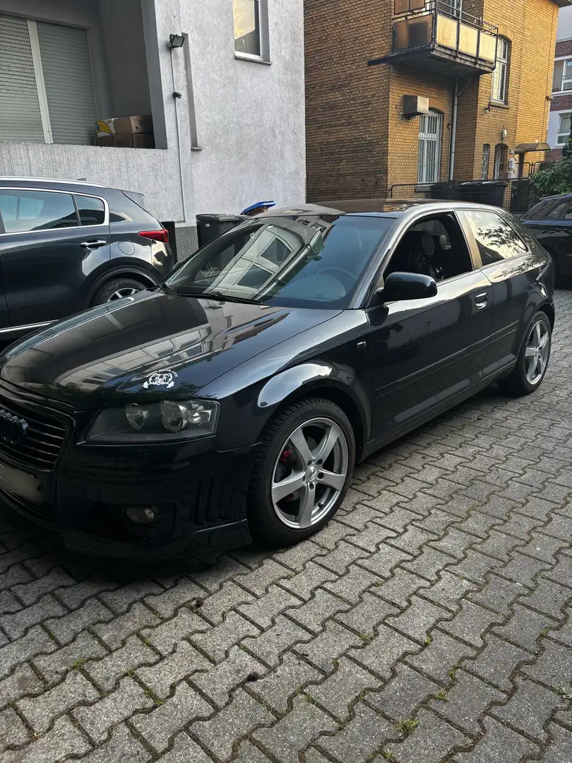 Audi A3 Schwarz - 1